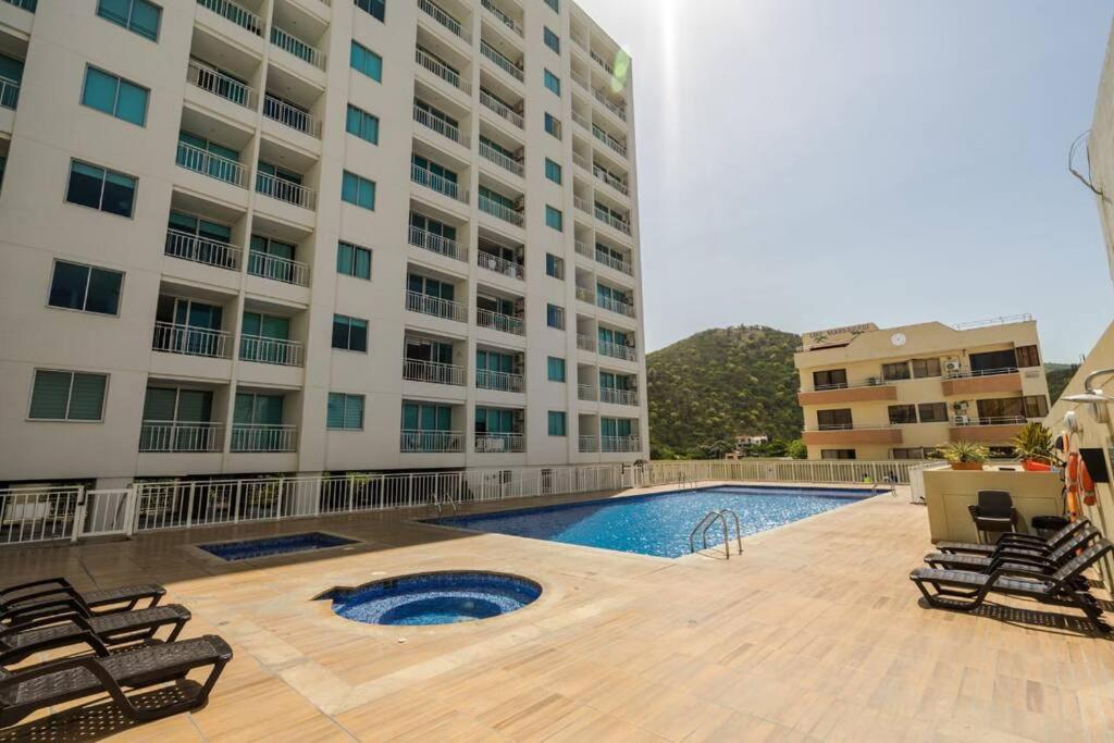 Apartamento con vista al mar Rodadero Santa Marta