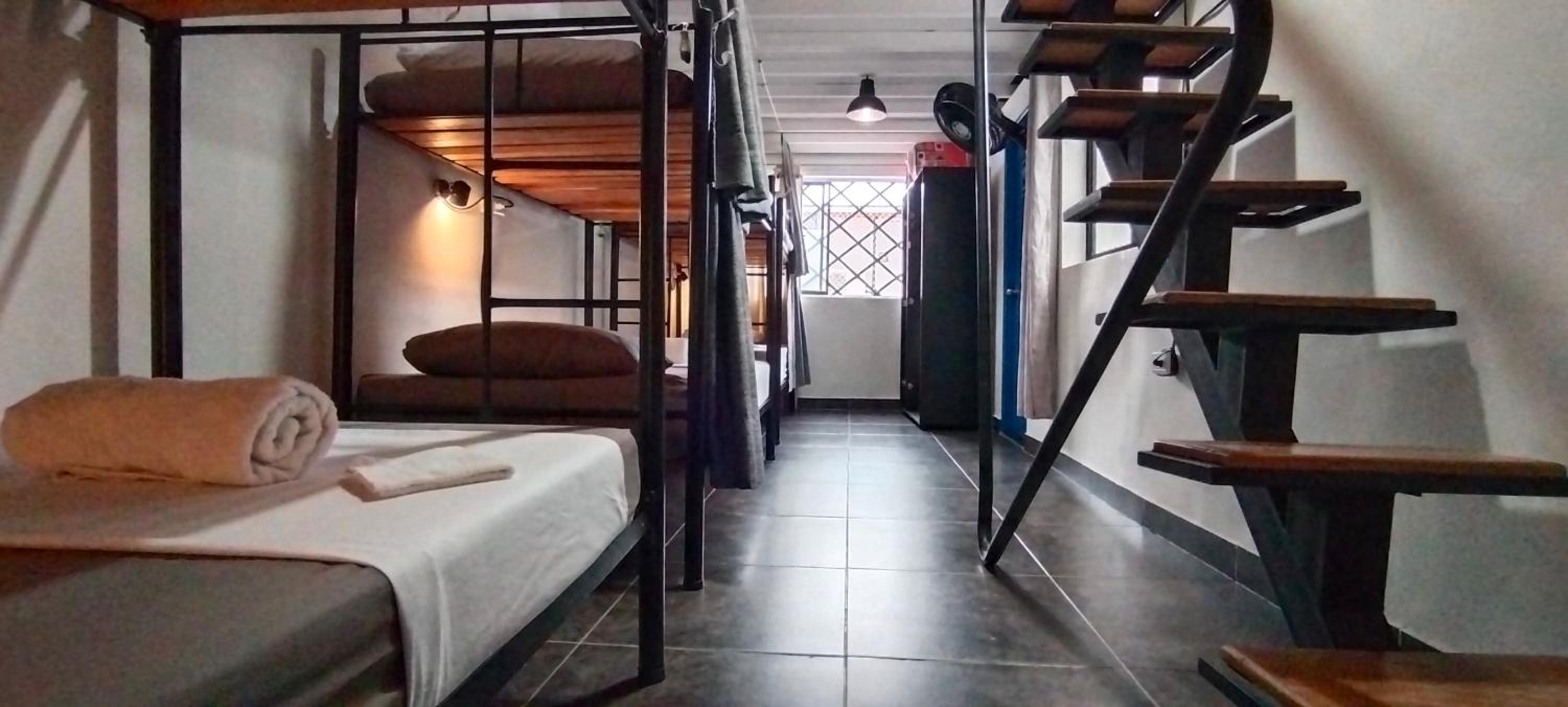 Hostel Metro Floresta Alojamiento