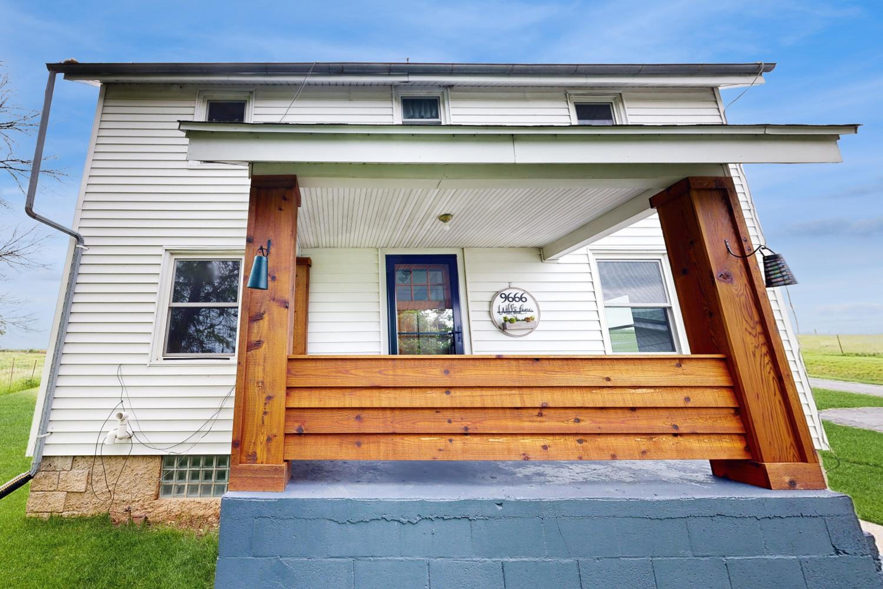 Bring Your Pup! Historic Family Home in Darlington