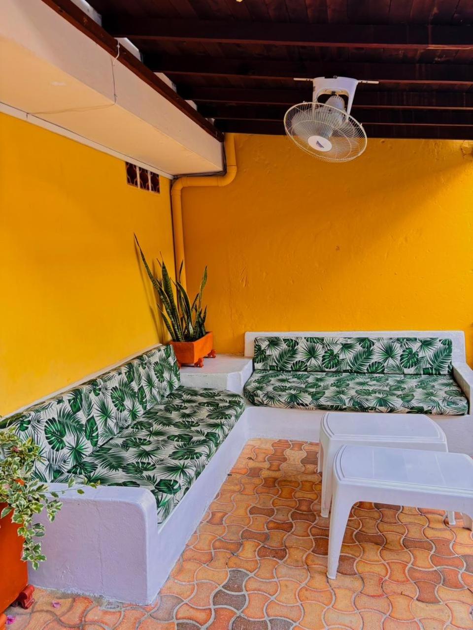APARTAMENTO CÉNTRICO con PISCINA a UNA CUADRA