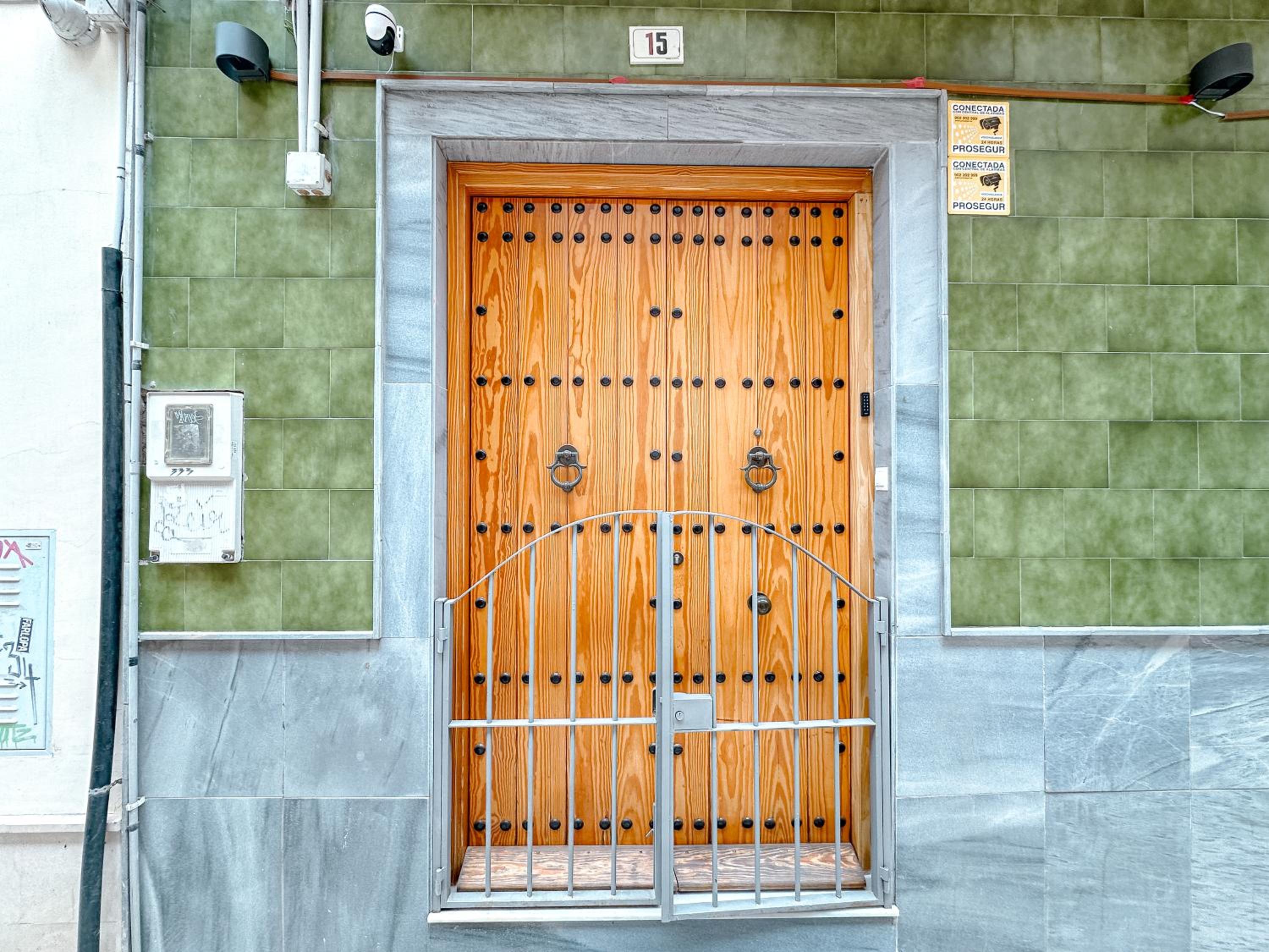 Hotel Hostal Habitaciones & Suites Don Pepín - Image 1