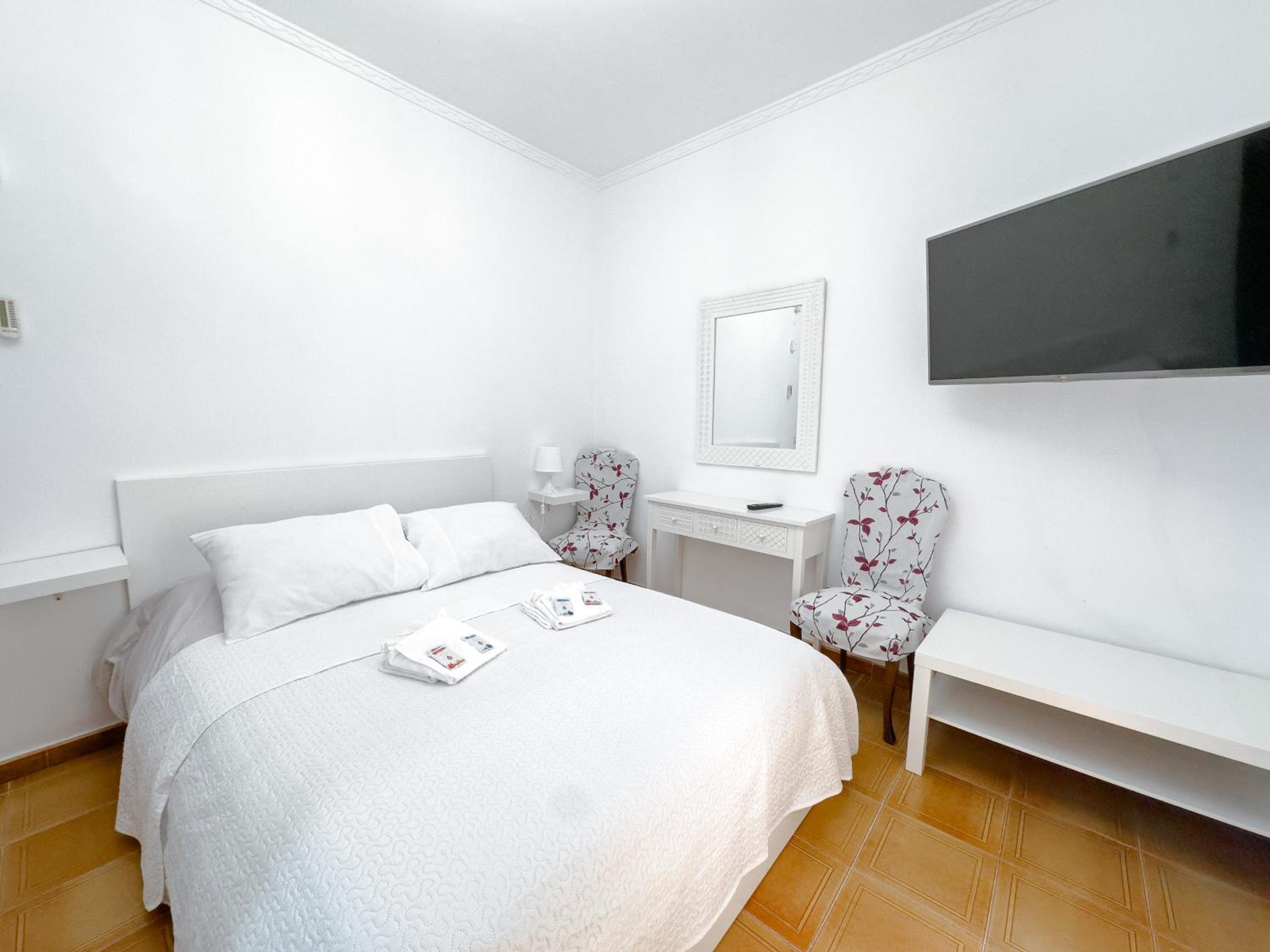 Hostal Habitaciones & Suites Don Pepín