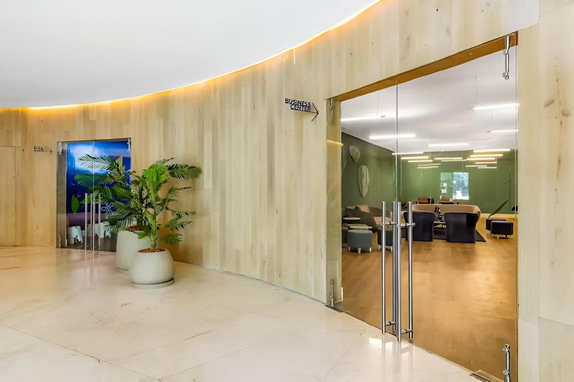 meeting & event spaces