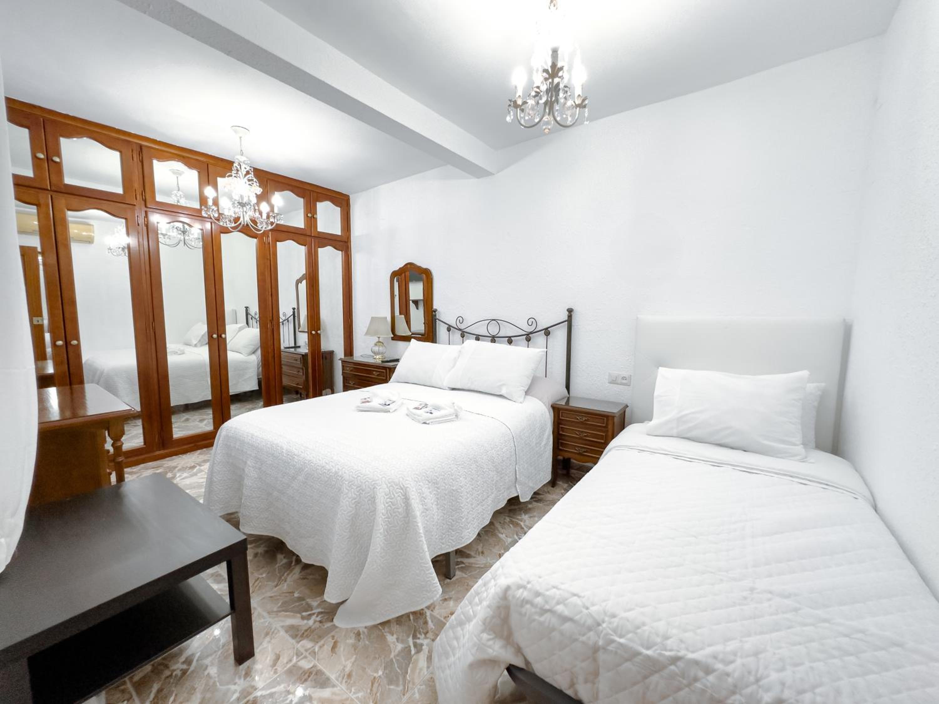 Hostal Habitaciones & Suites Don Pepín