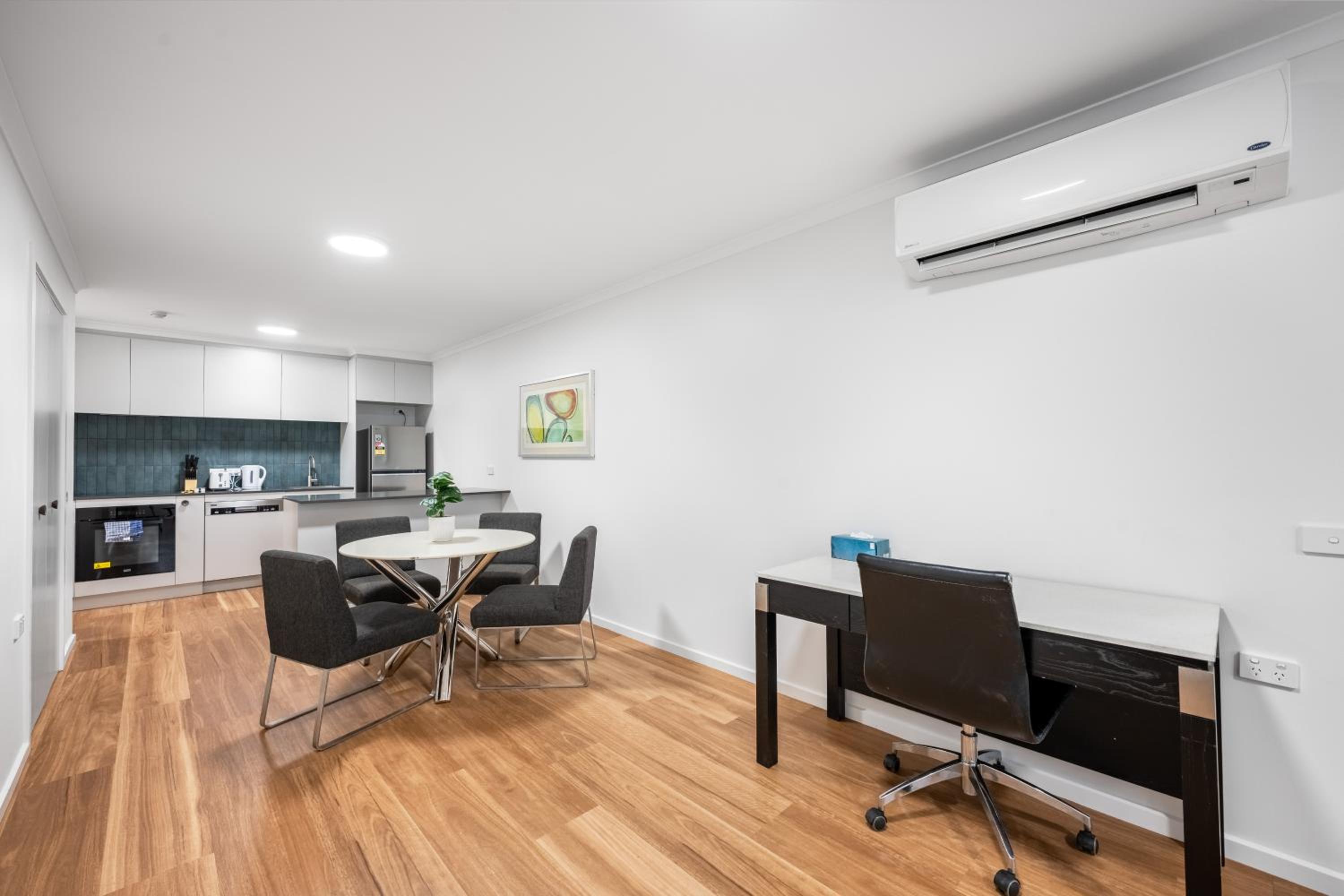 Serain Apartment on Northbourne Ave Canberra 