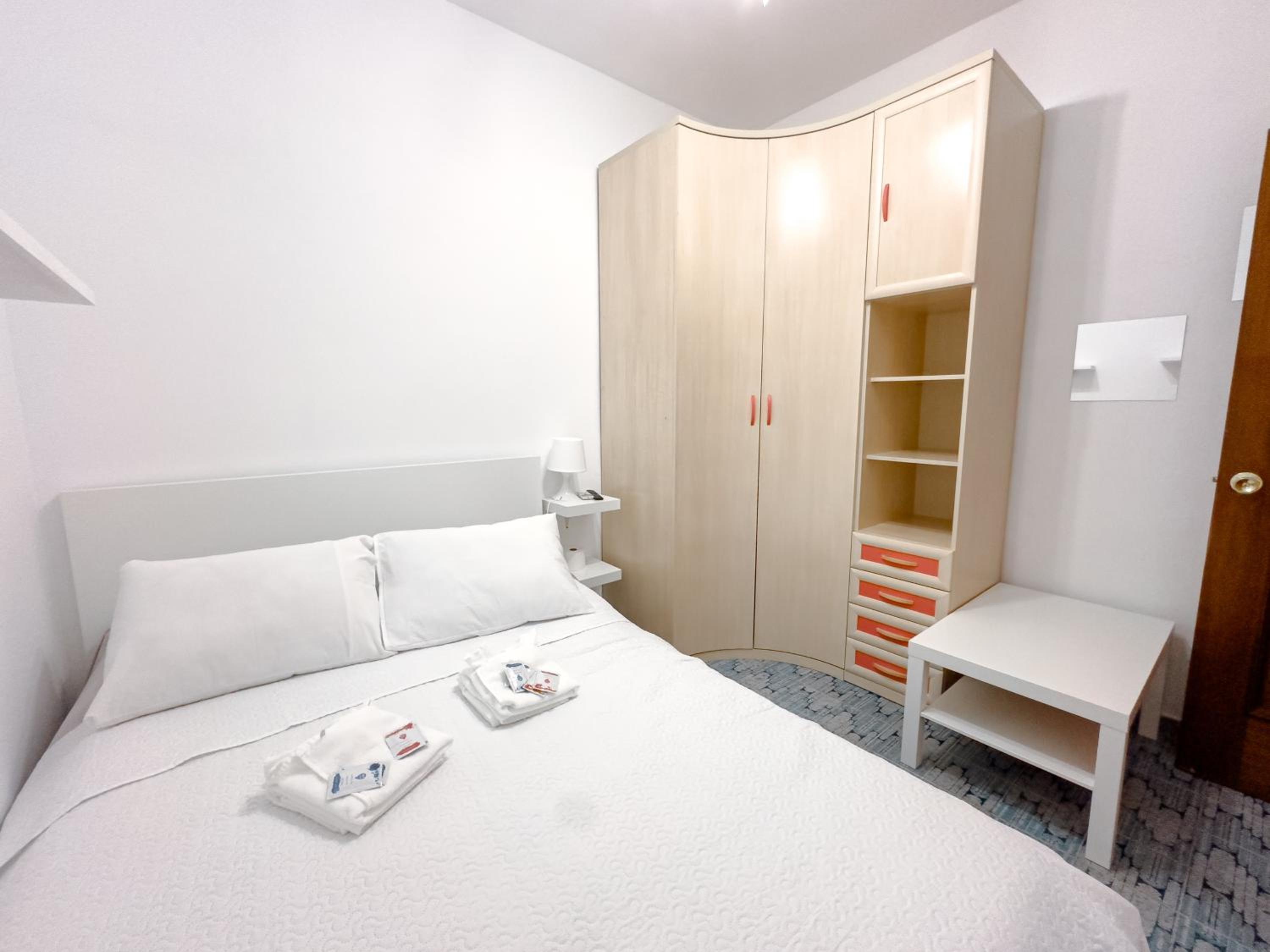 Hostal Habitaciones & Suites Don Pepín