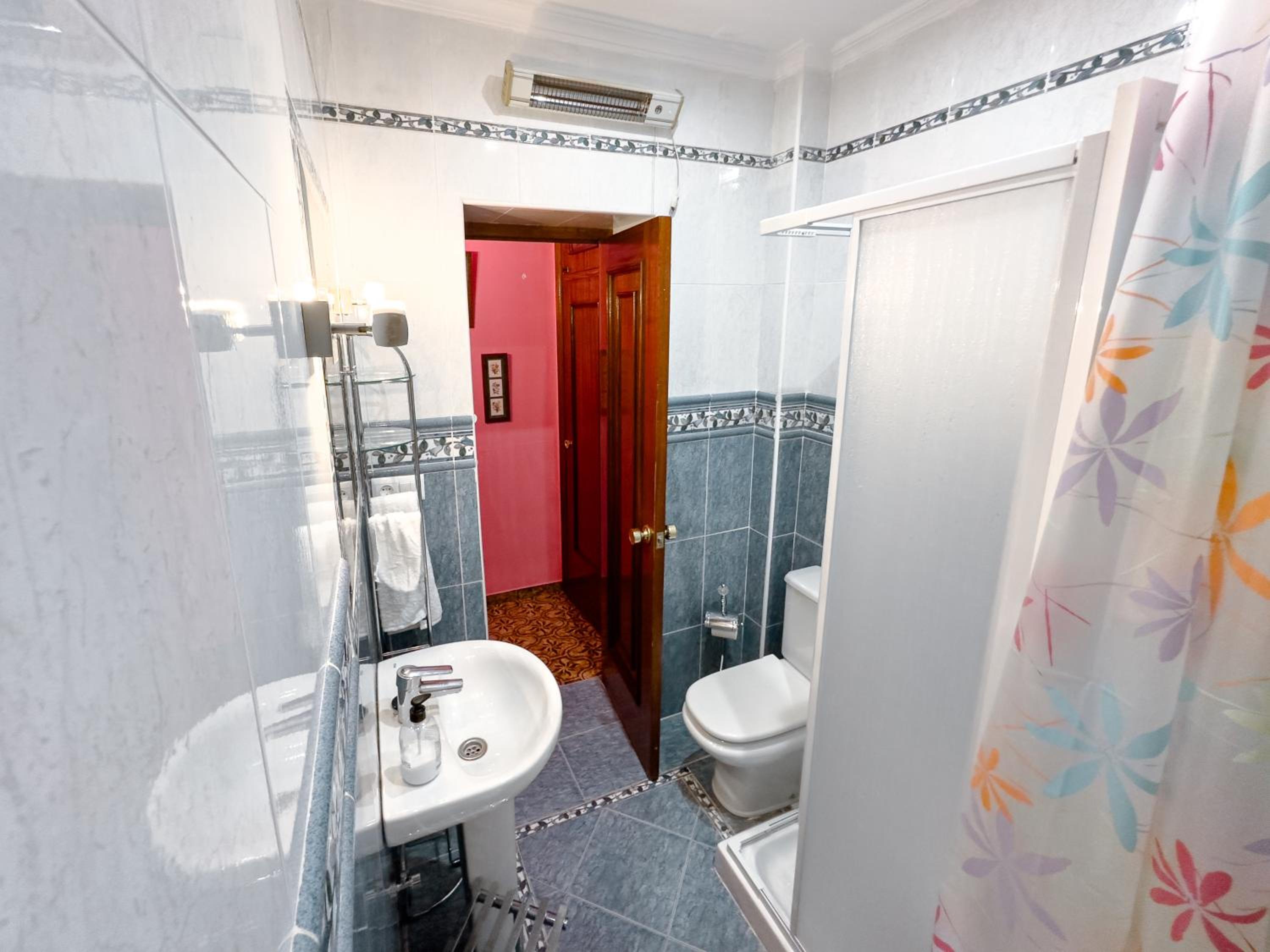 Hostal Habitaciones & Suites Don Pepín