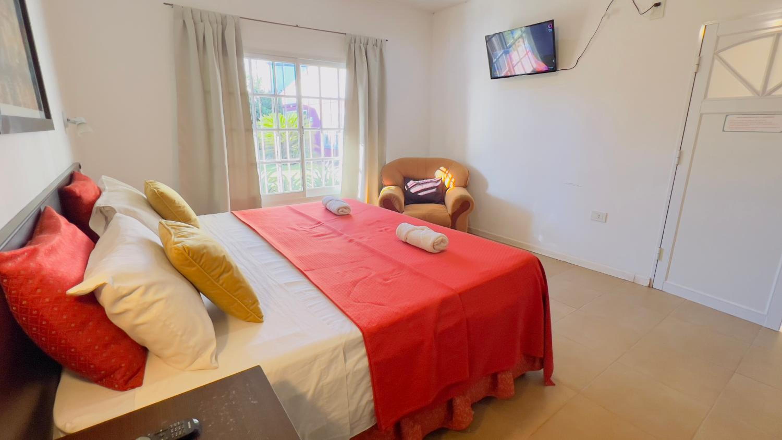 G6 Monoambiente King con Cochera en Villa Ángela