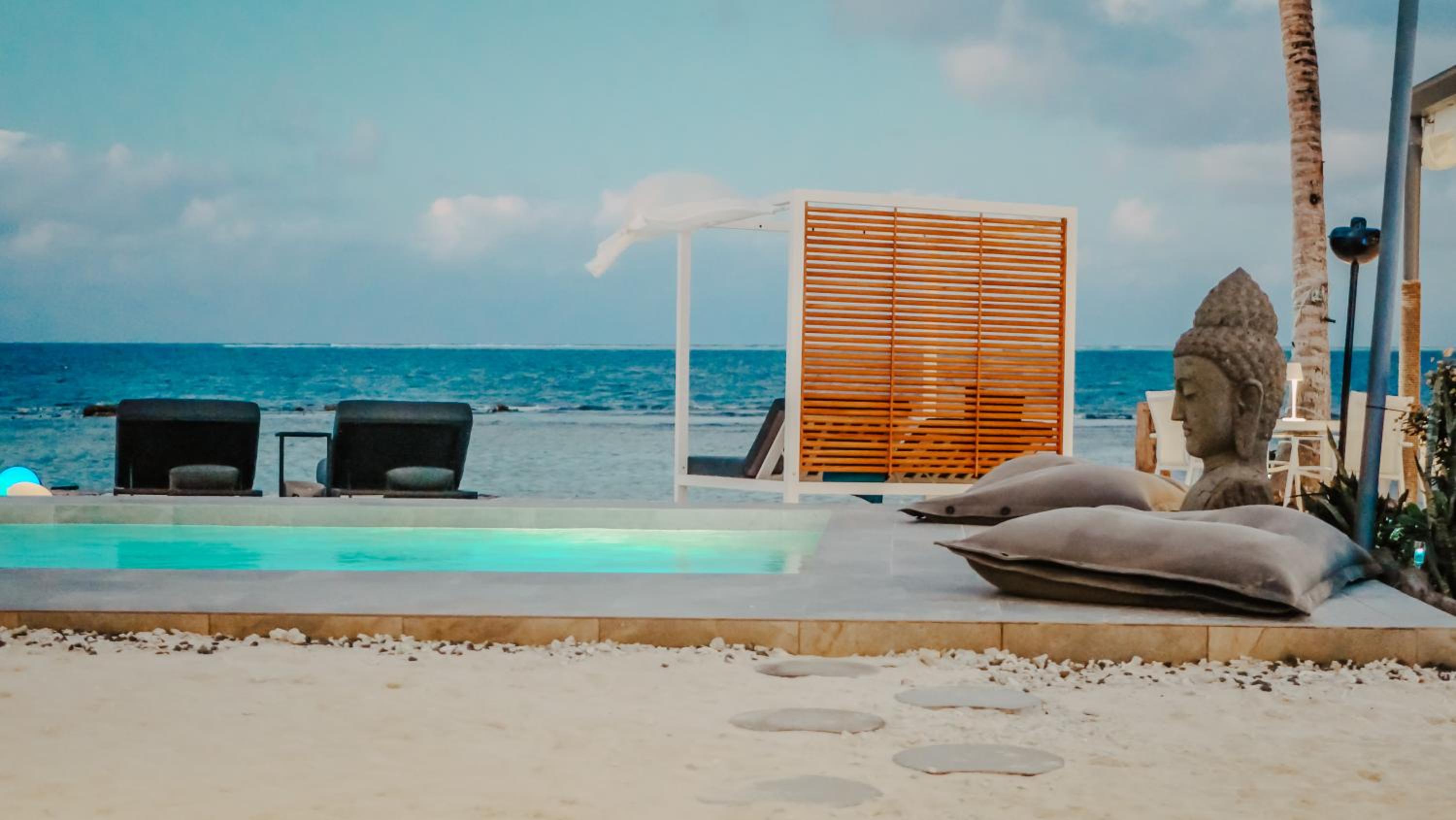 Pension Irivai appartement "Uparu" 1 chambre bord de mer view 2