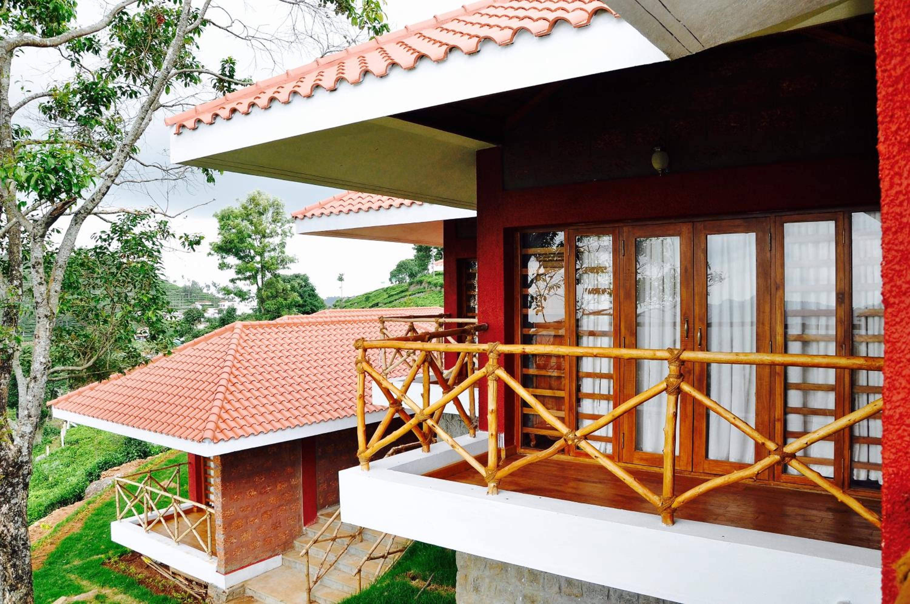 Hanging Huts Resorts view 3