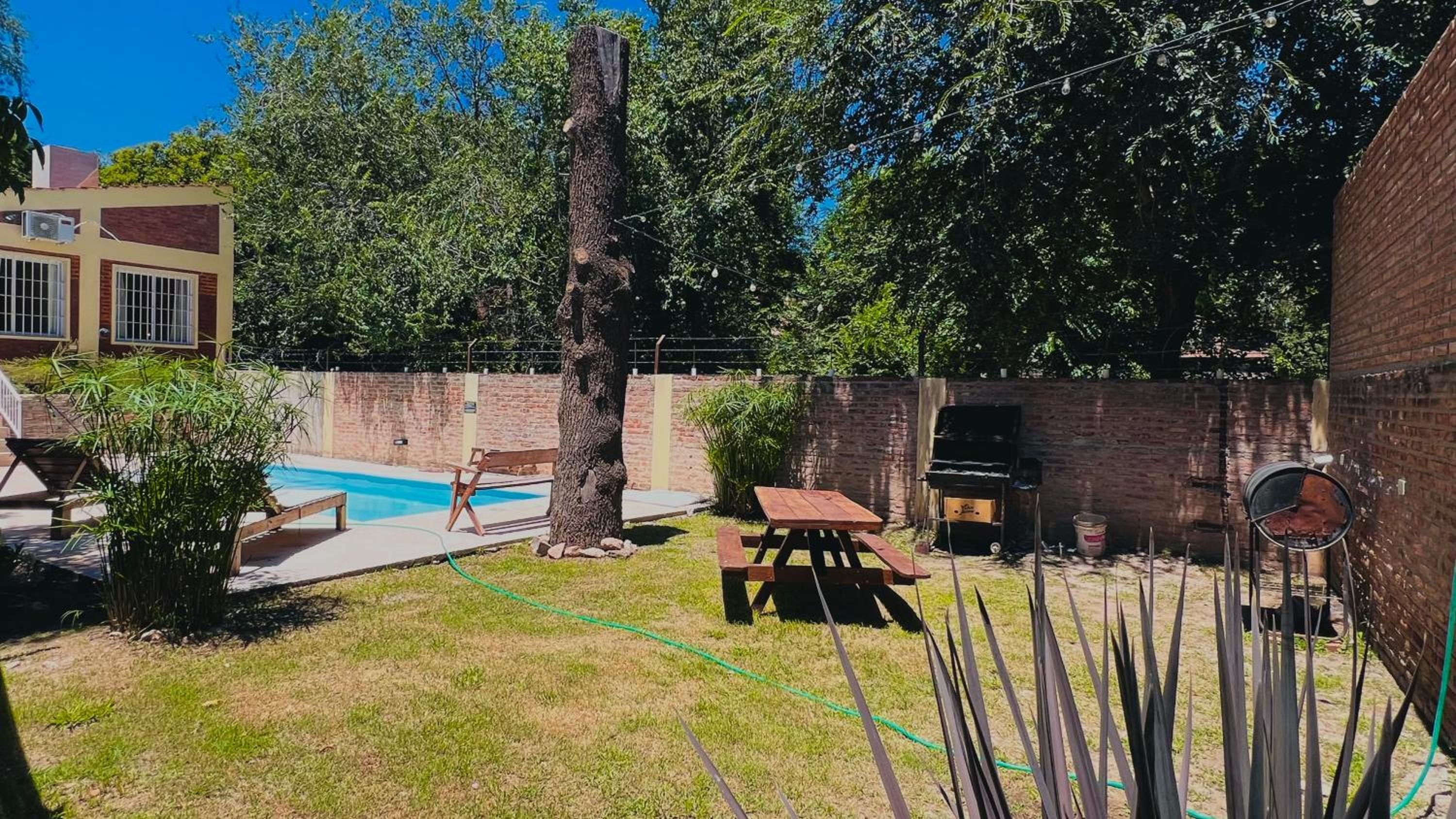 CASA en Balneario c pileta compartida cerca del Centro