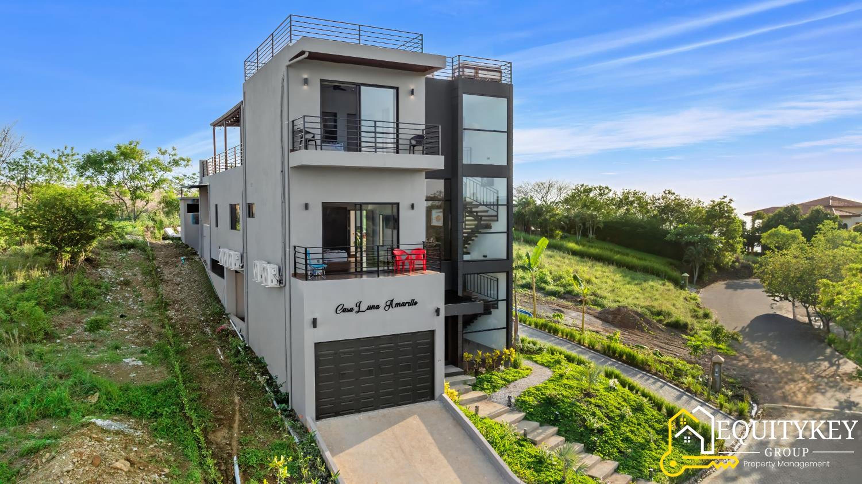 Casa Luna Amarillo - Your Pacific Escape!