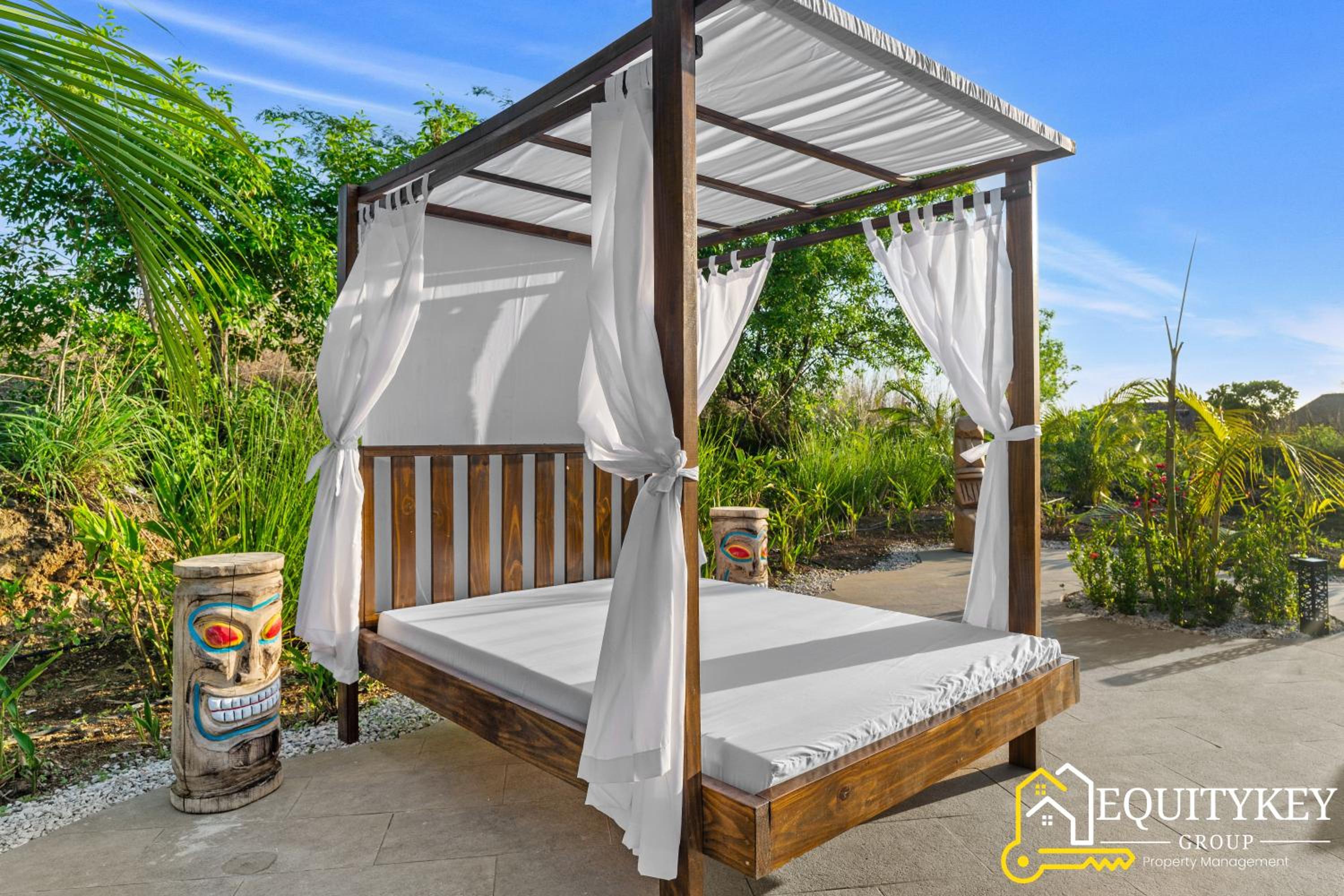 Casa Luna Amarillo - Your Pacific Escape!