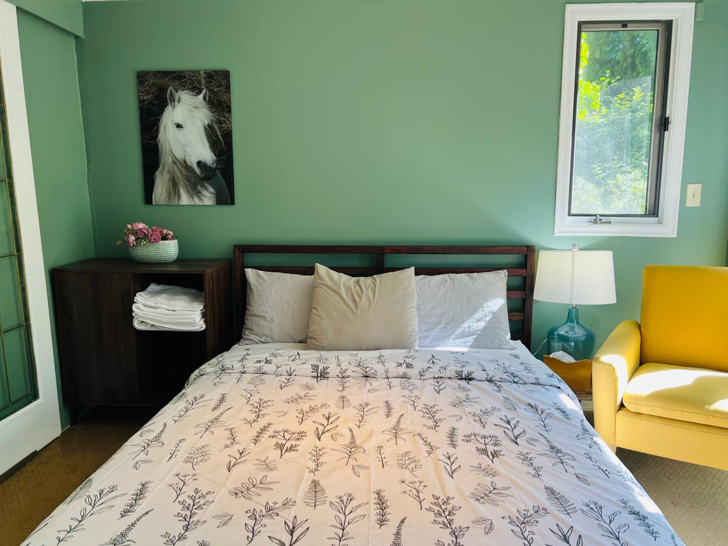 Creekside private suite