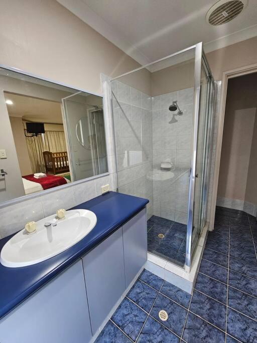 The Retreat - Central & Quiet Location - Cockburn Central