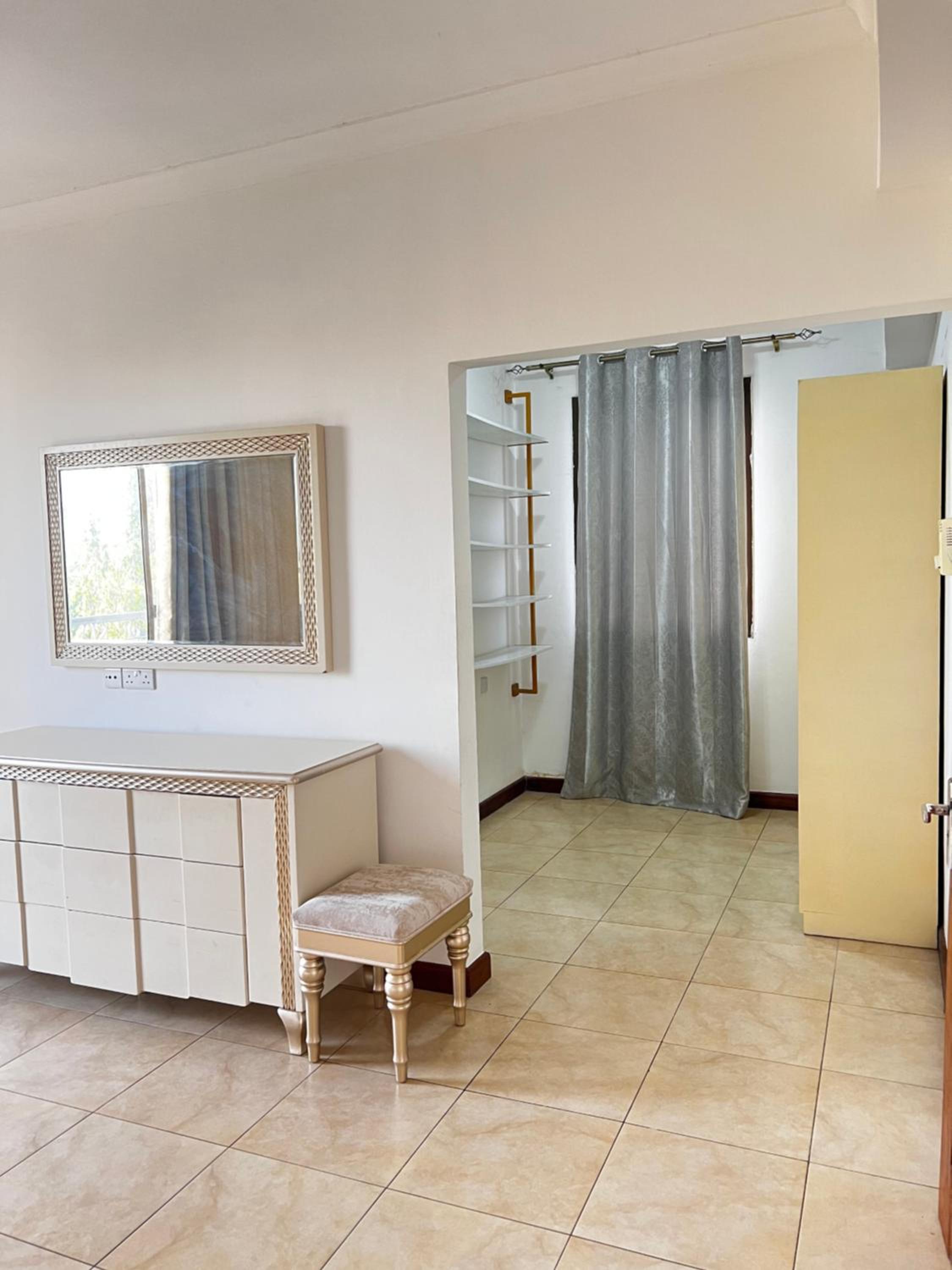 Apartment in Dar es salaam