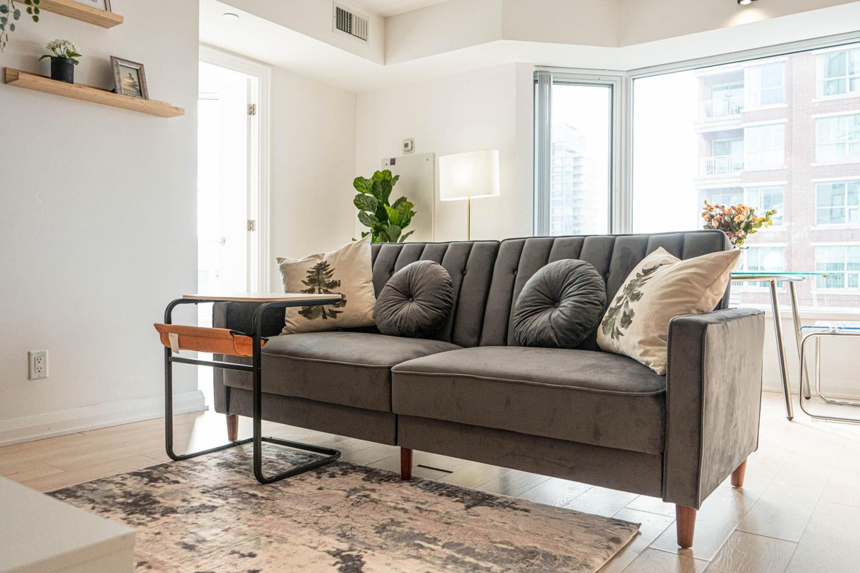 Yorkville Plaza Express Stay