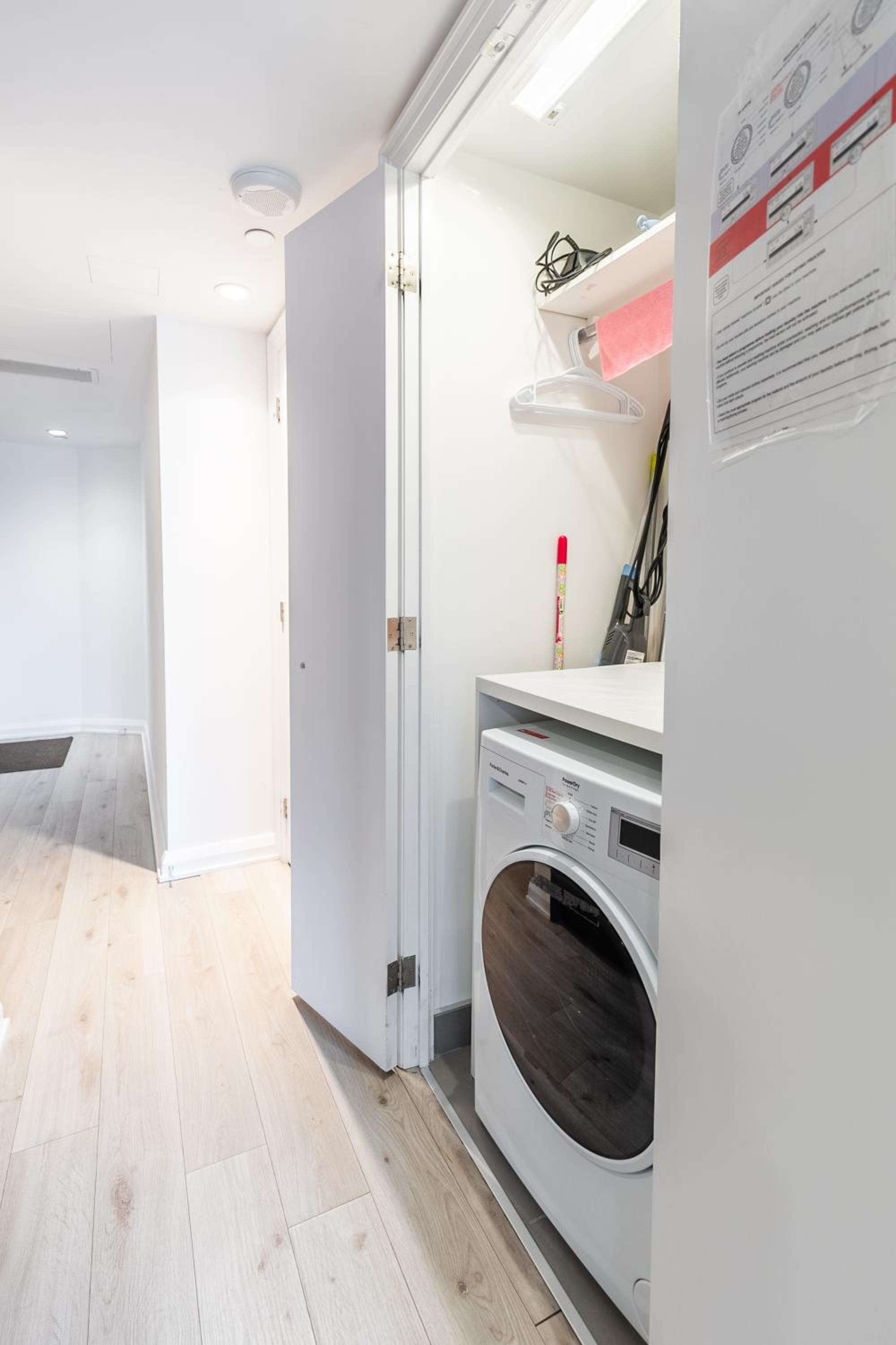 Yorkville Plaza Express Stay