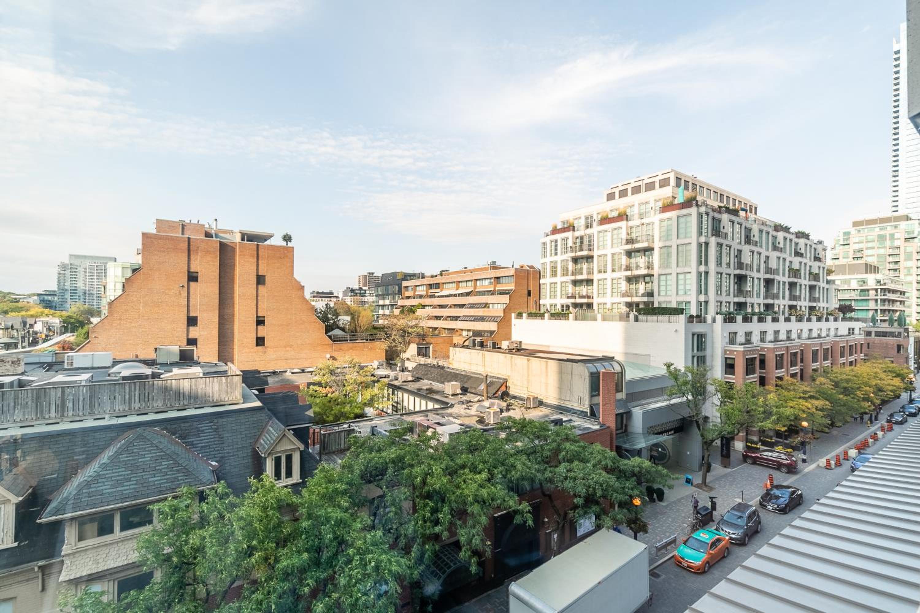 Yorkville Plaza Express Stay