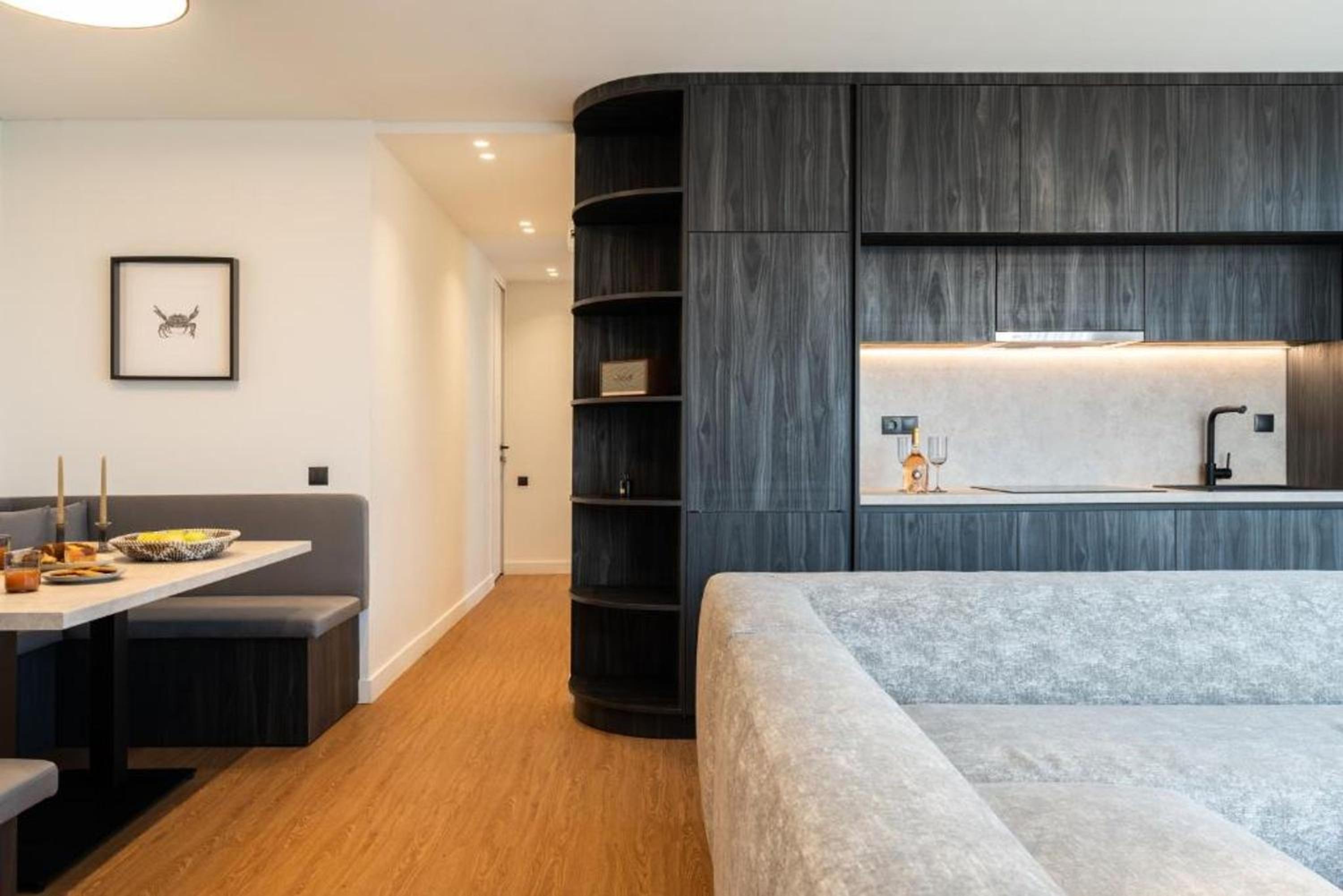 5BD Luxury Penthouse with Sea View