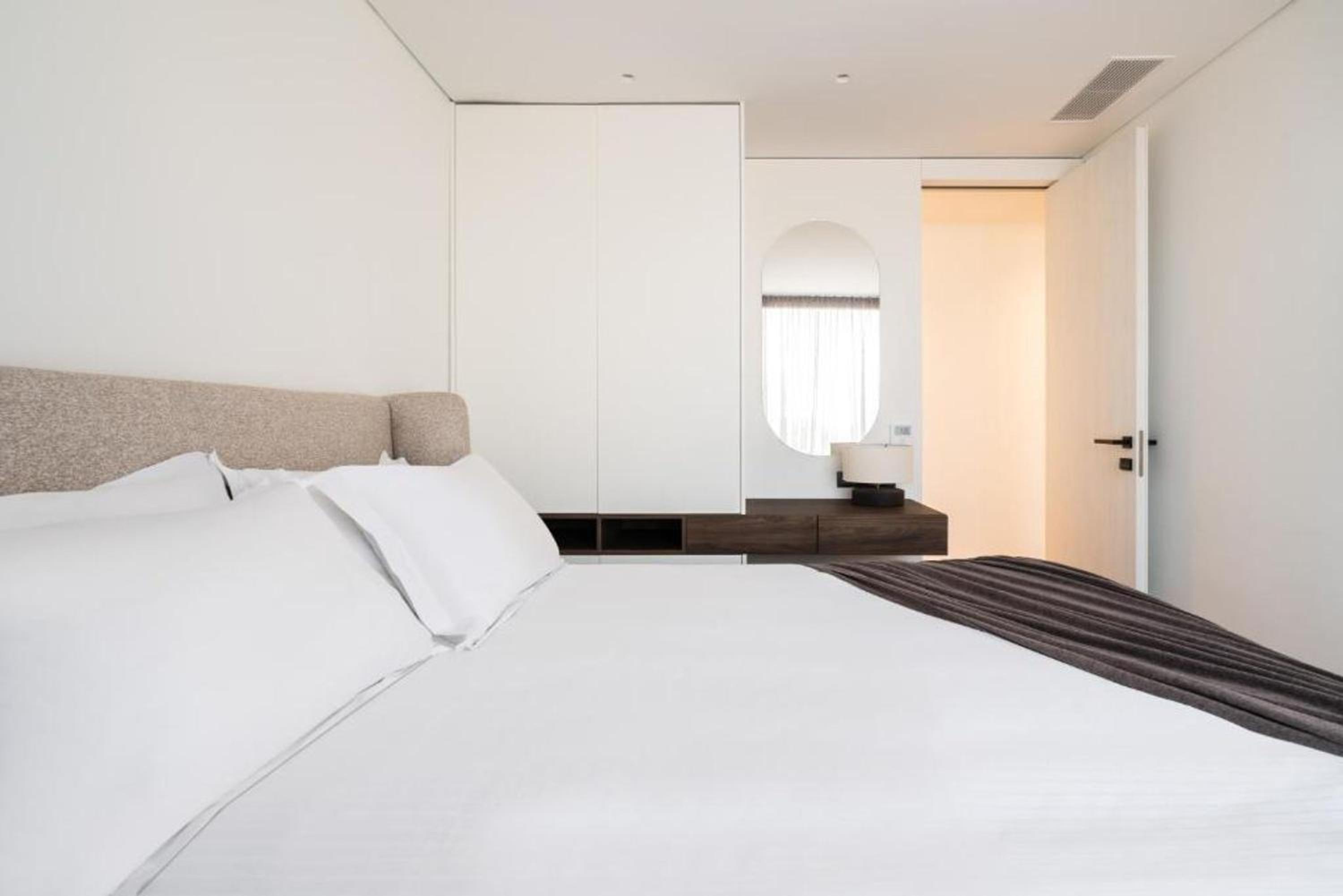 5BD Luxury Penthouse with Sea View