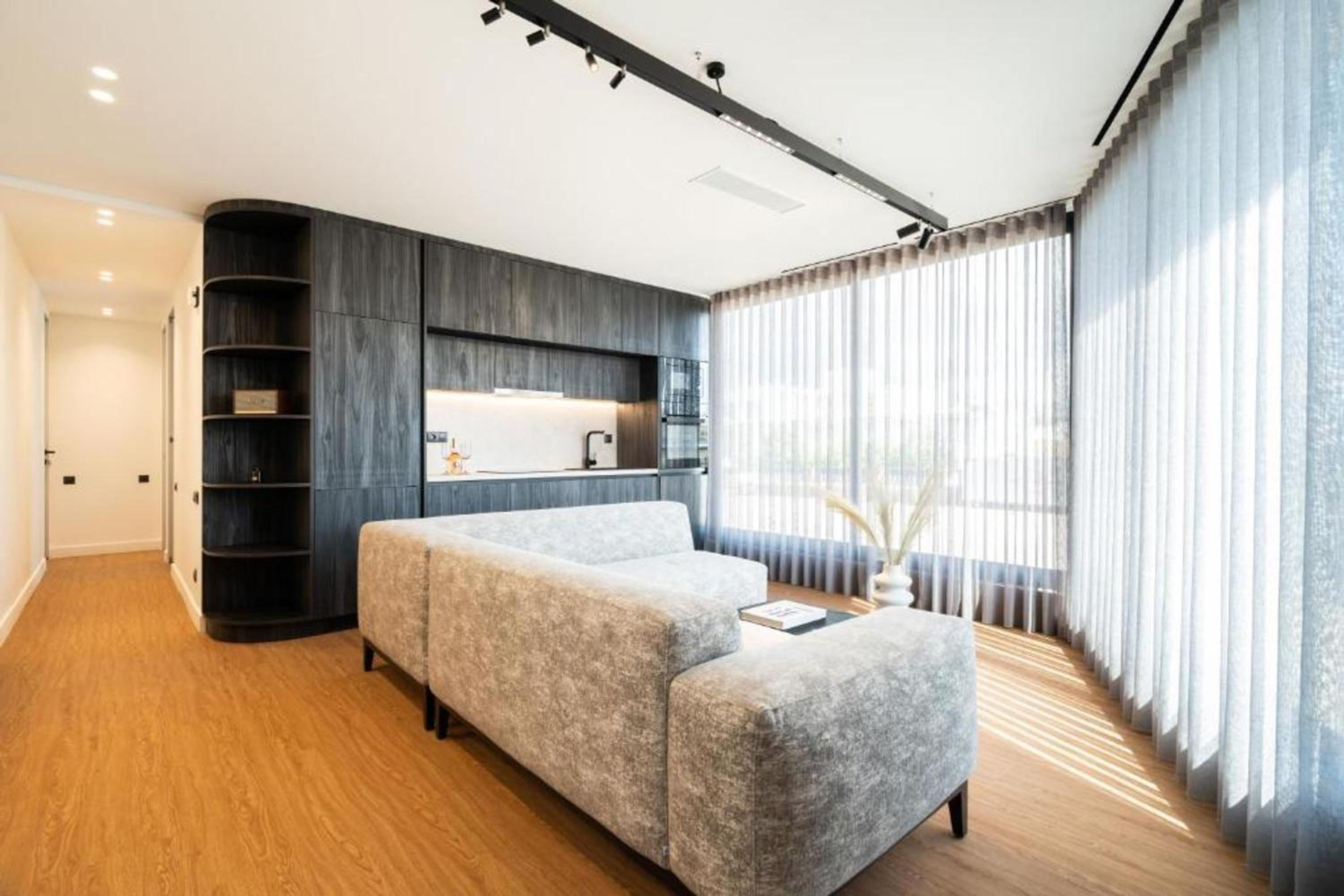 5BD Luxury Penthouse with Sea View