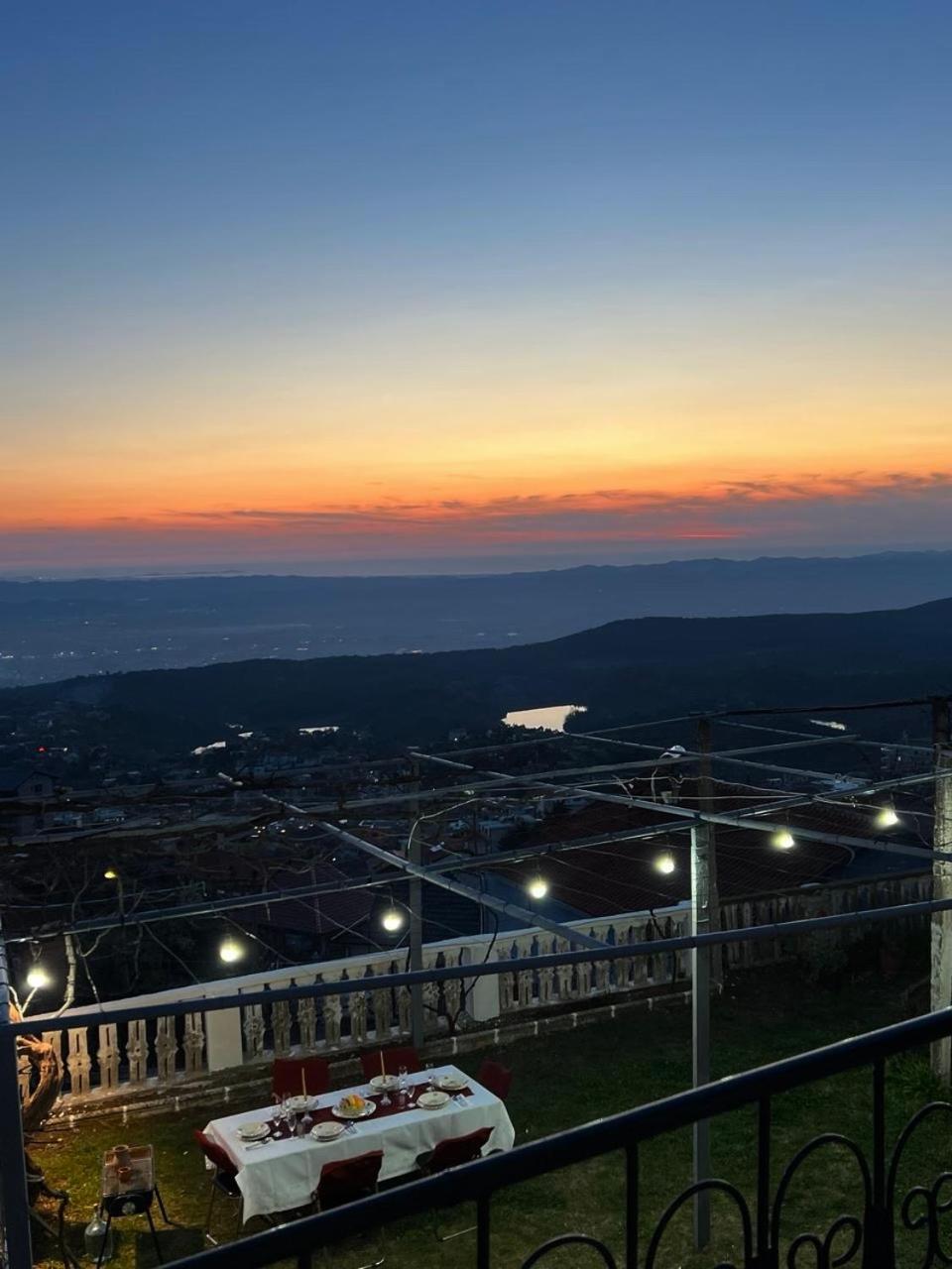 Garden Villa Guni photo 2