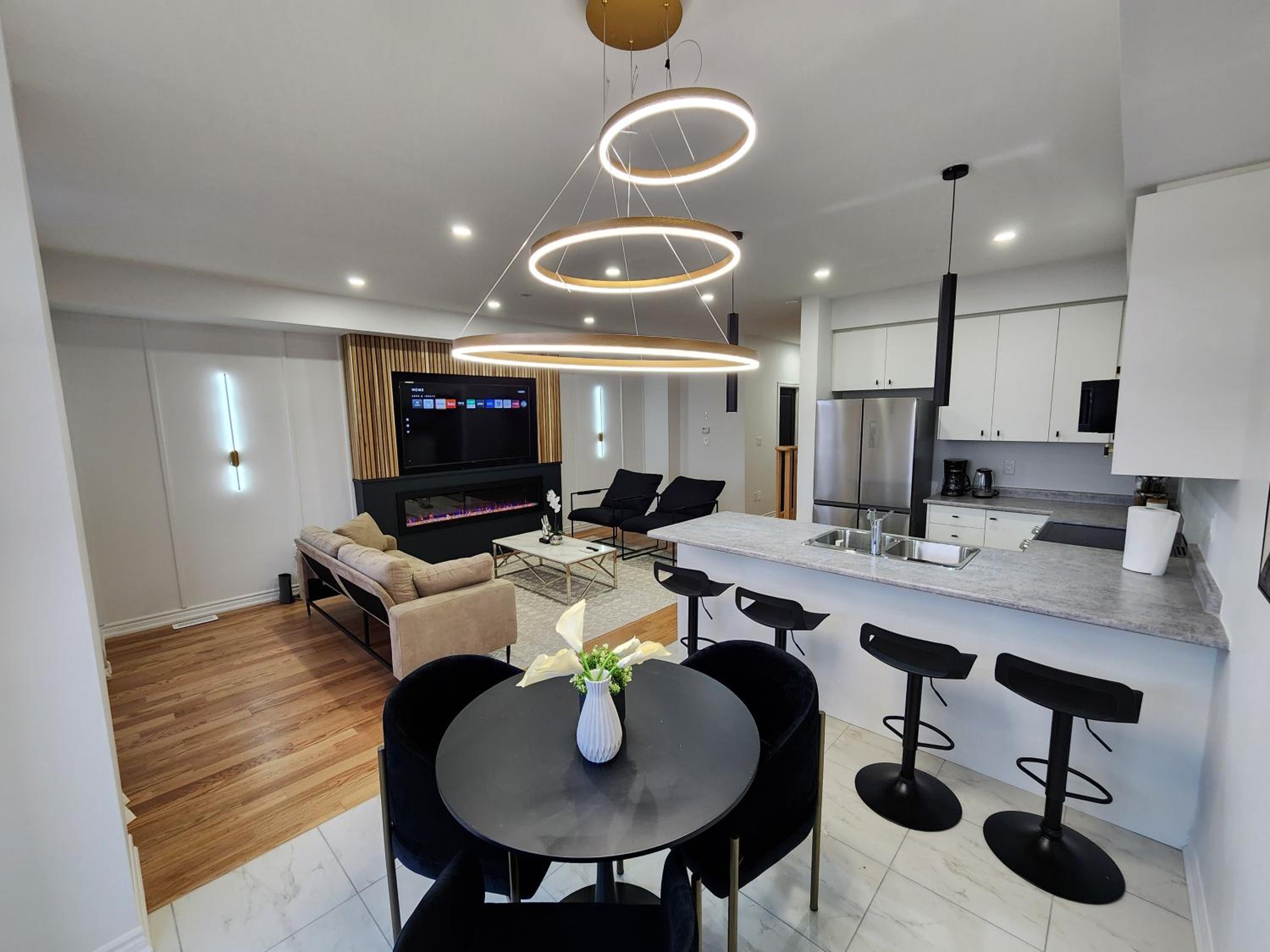 Exclusive Home in Niagara Falls