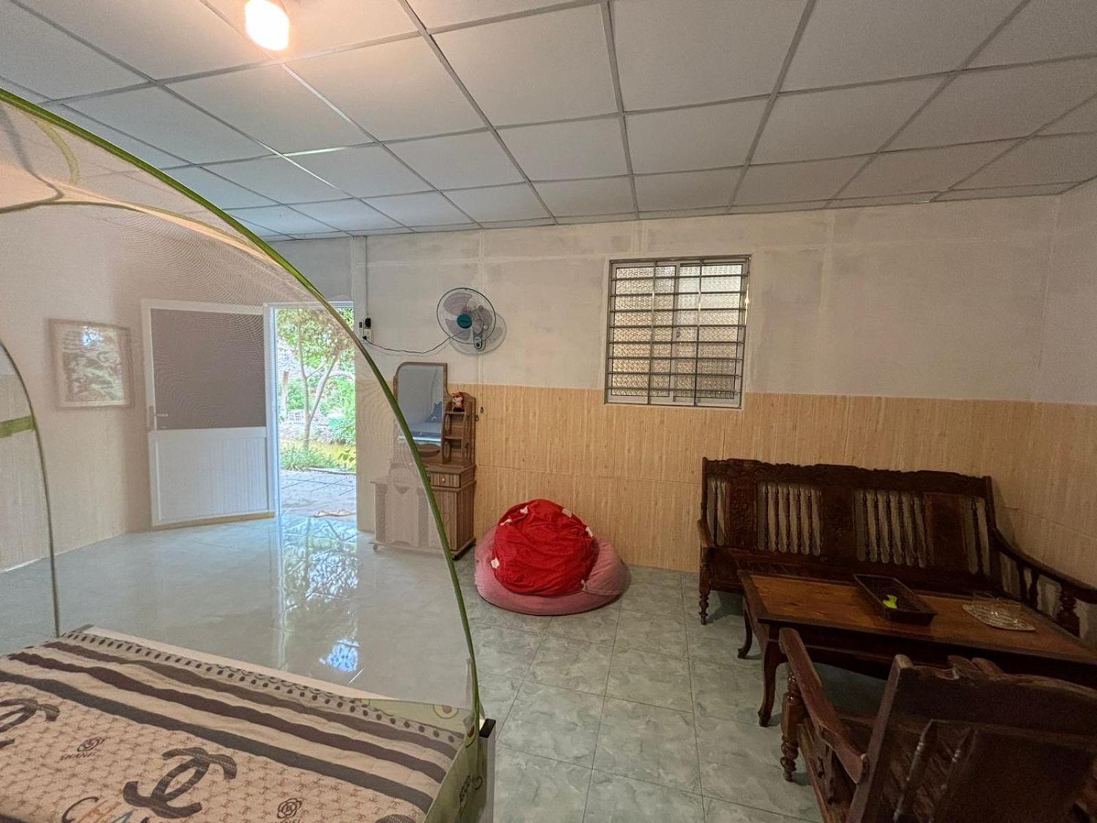 Mekong Delta Homestay 2-Day Tour & Adventure Cycling