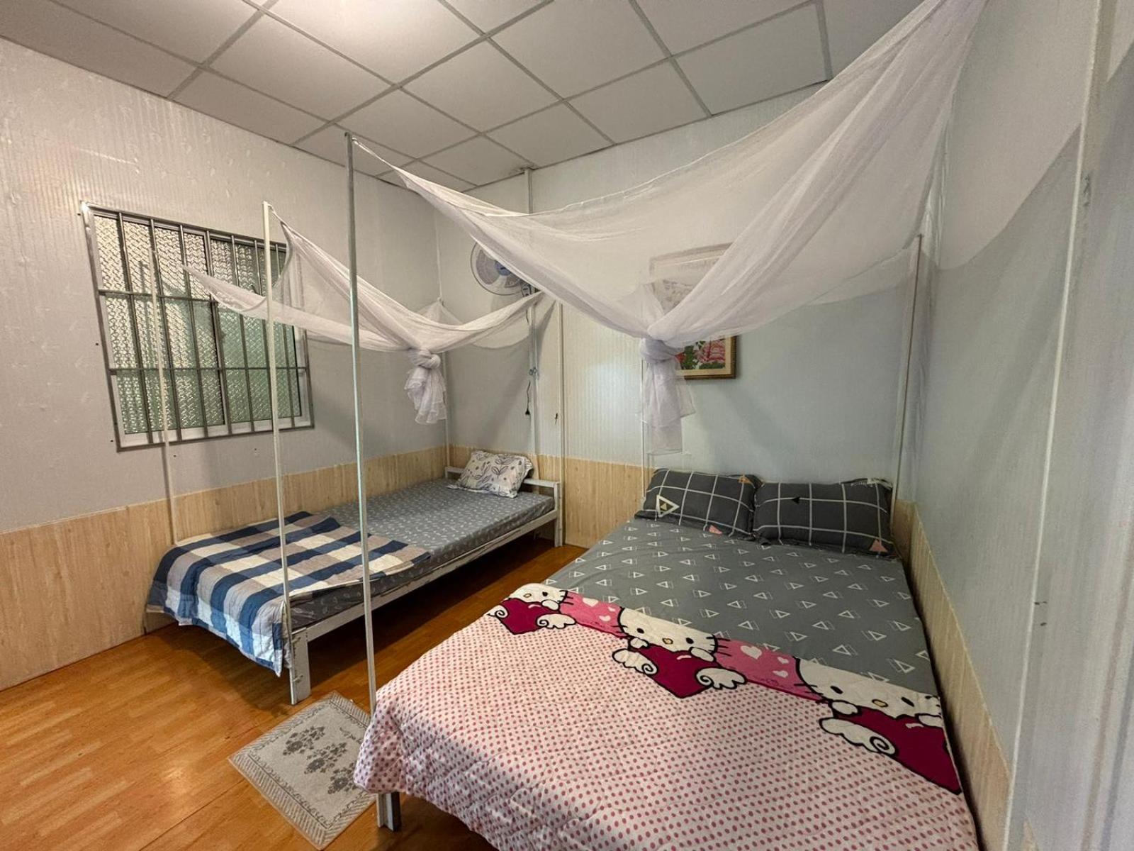 Mekong Delta Homestay 2-Day Tour & Adventure Cycling