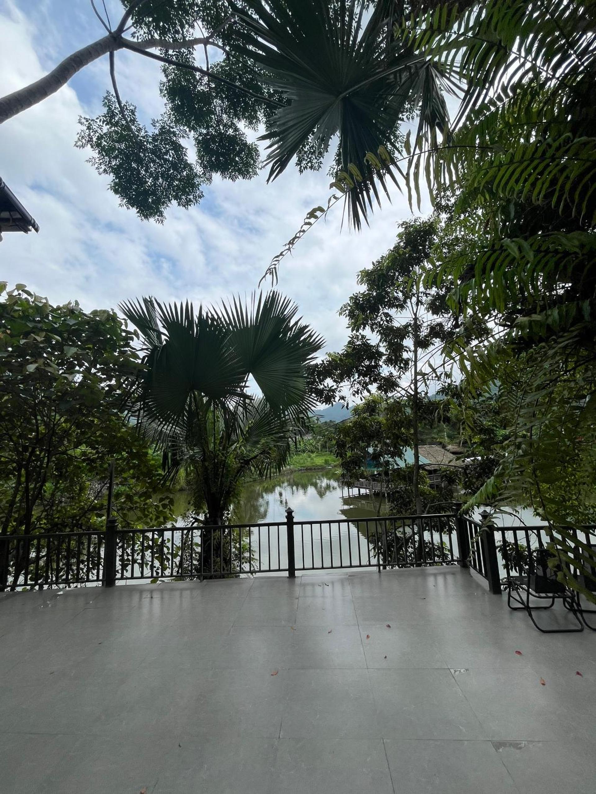 Lake House