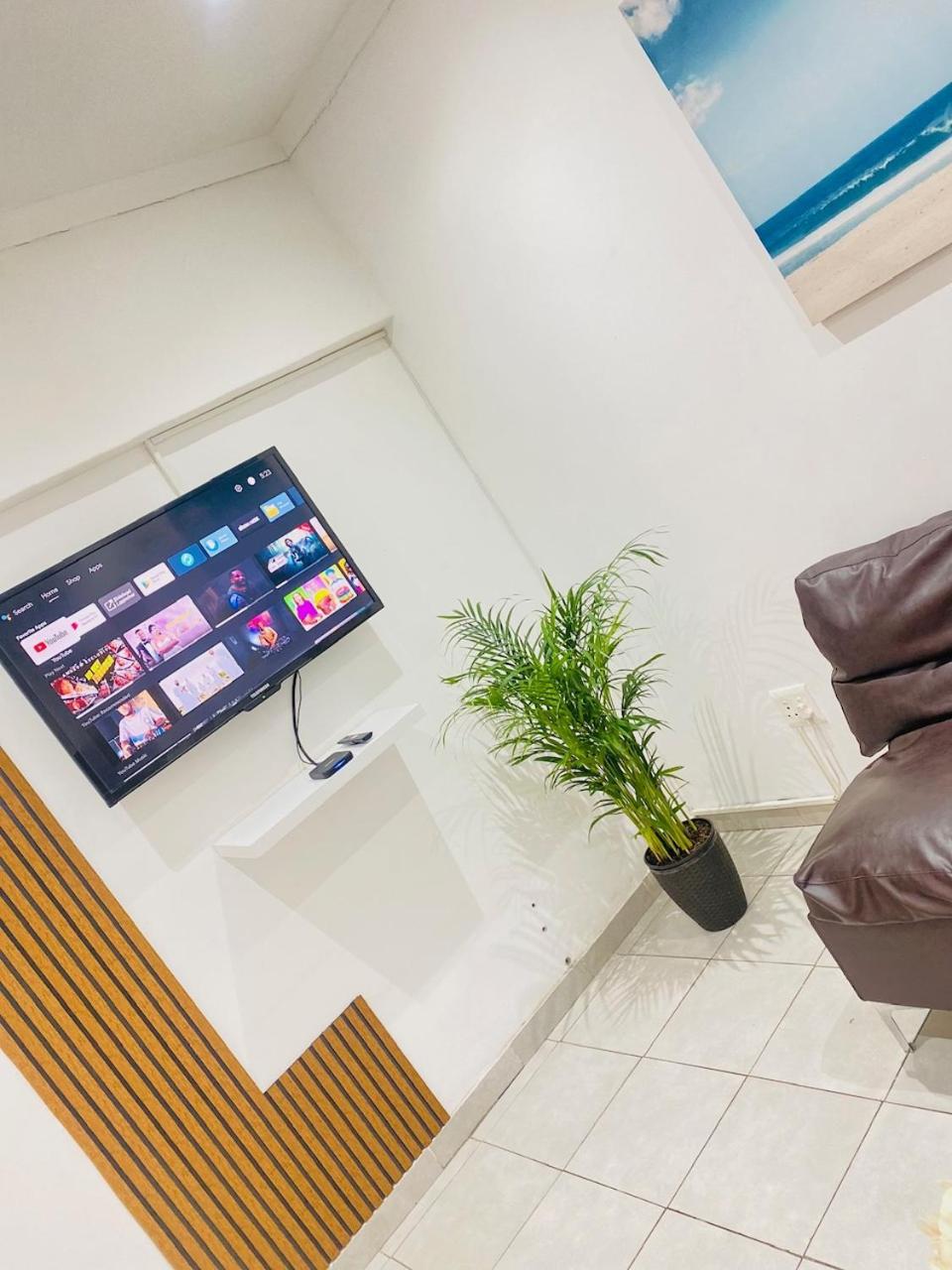 Airport Royal Guest House