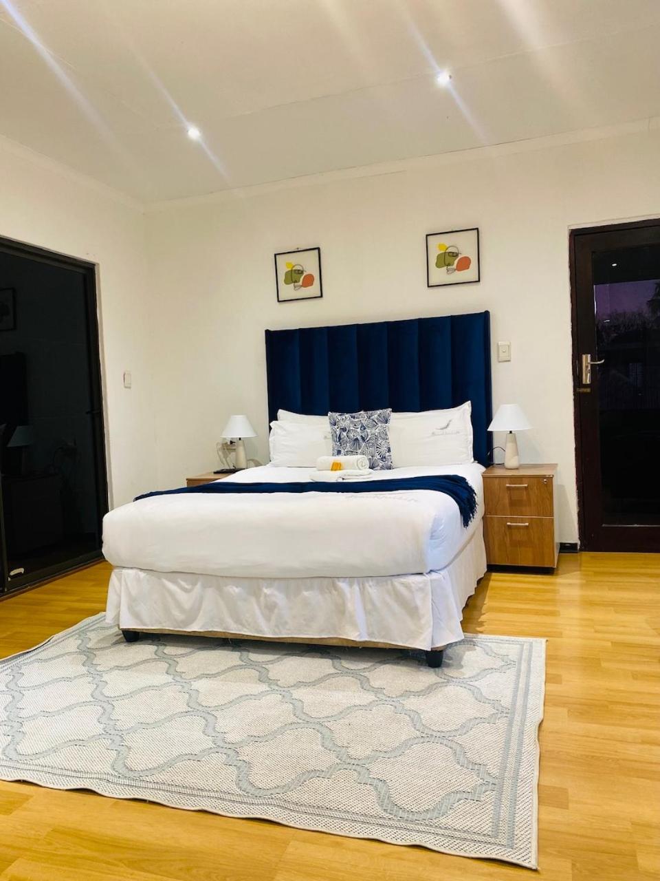 Airport Royal Guest House