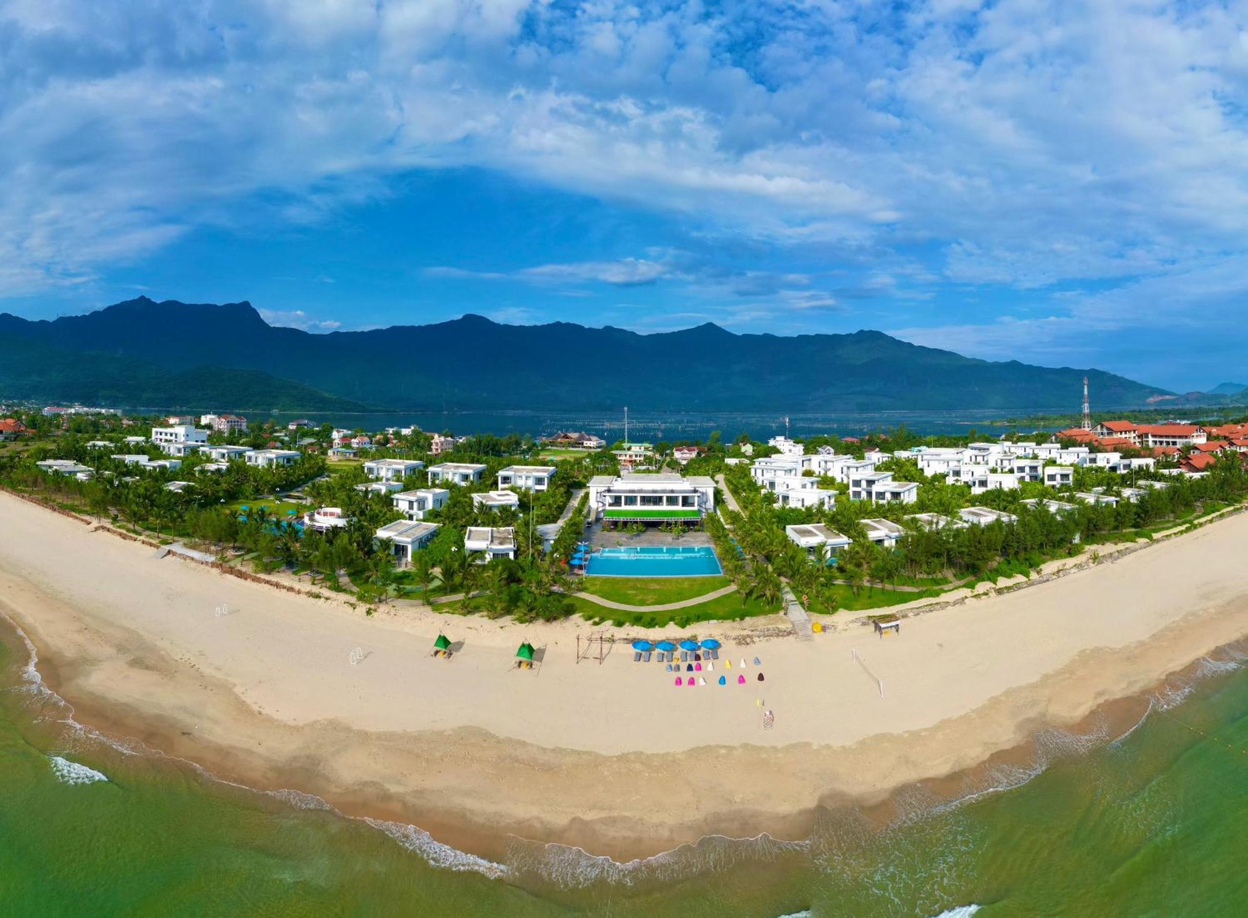 LANGCO BAY RETREAT view 2