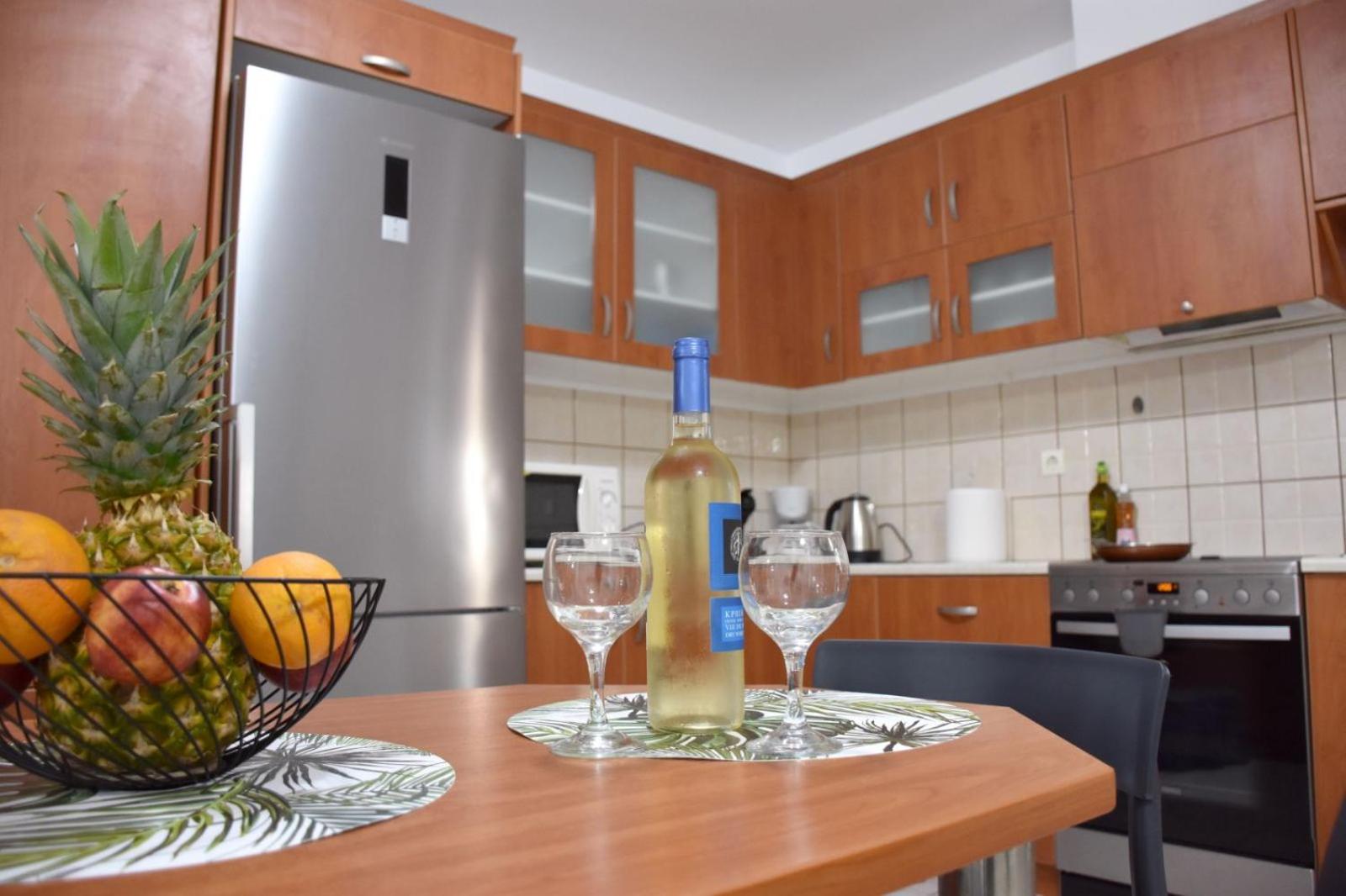 Iakovos apartments