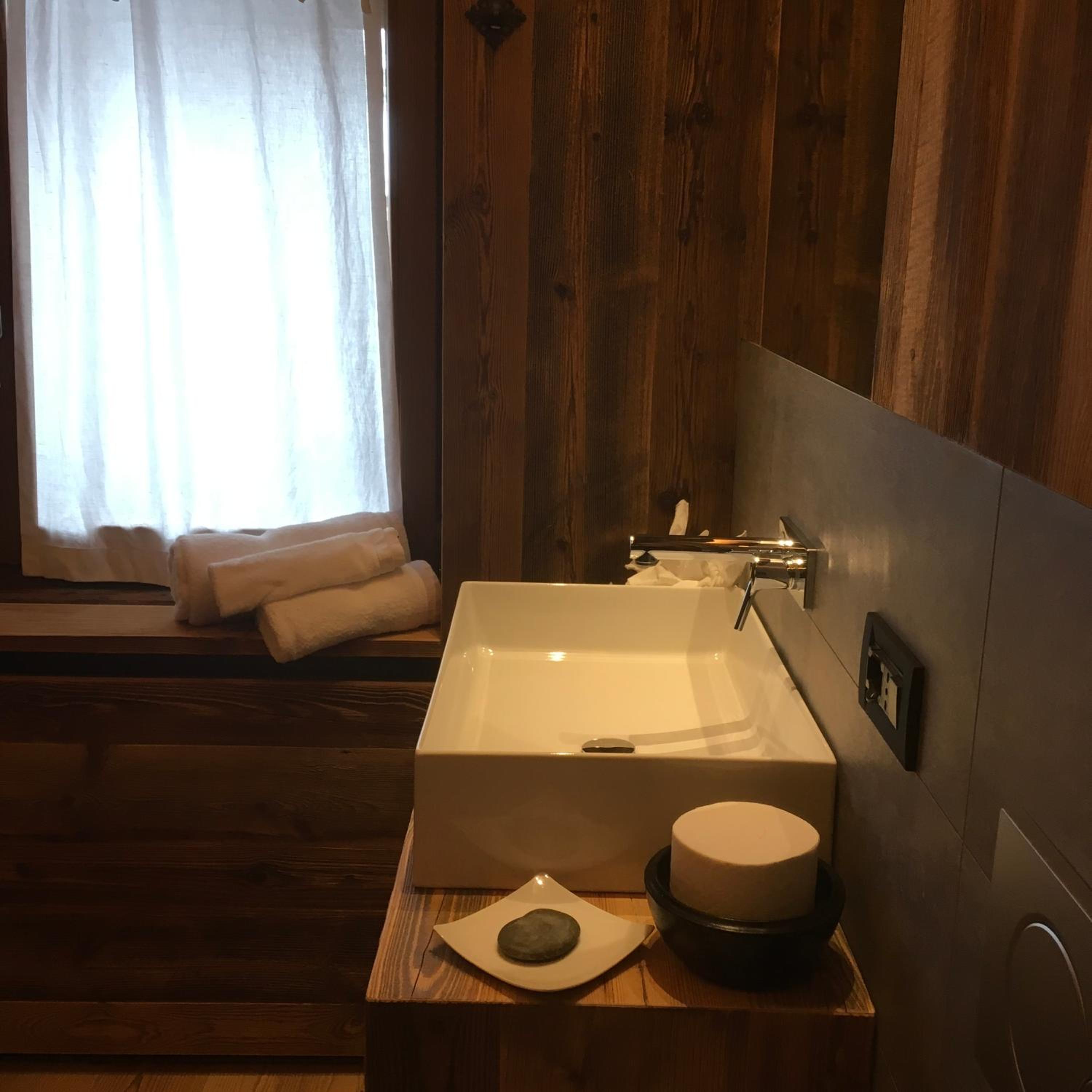 B&B Rossodisera