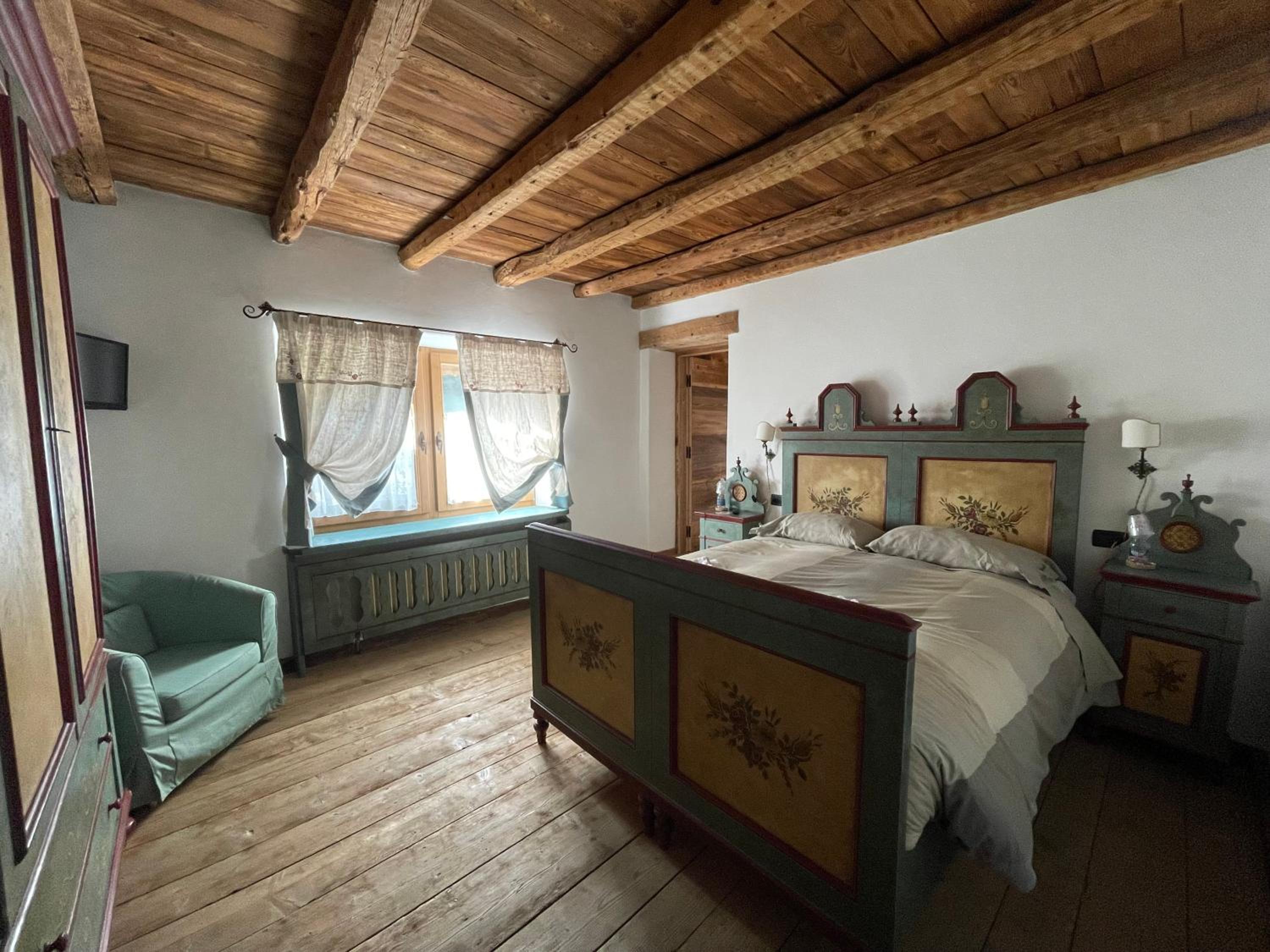 B&B Rossodisera