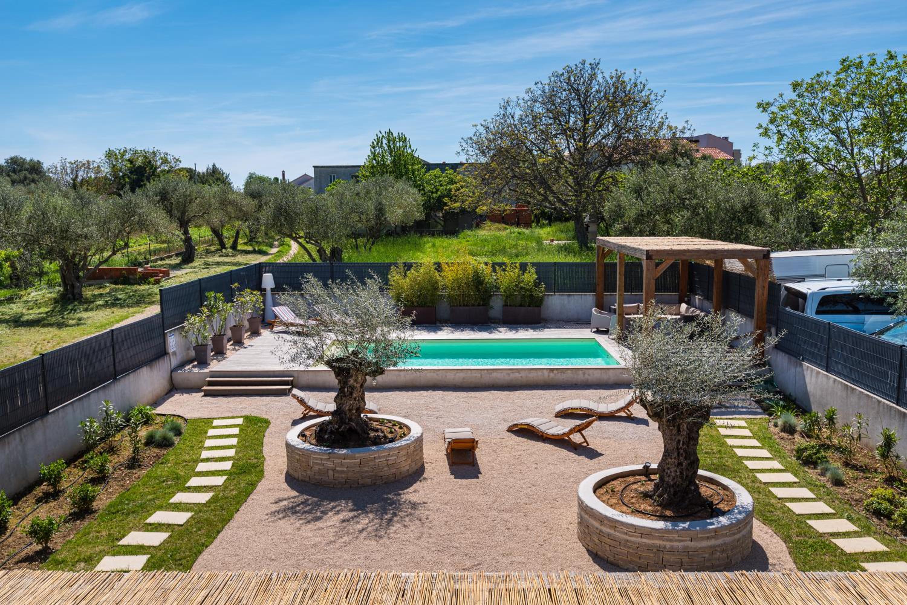 4 Bedroom Private Villa with Large Pool, Quiet Area view 3