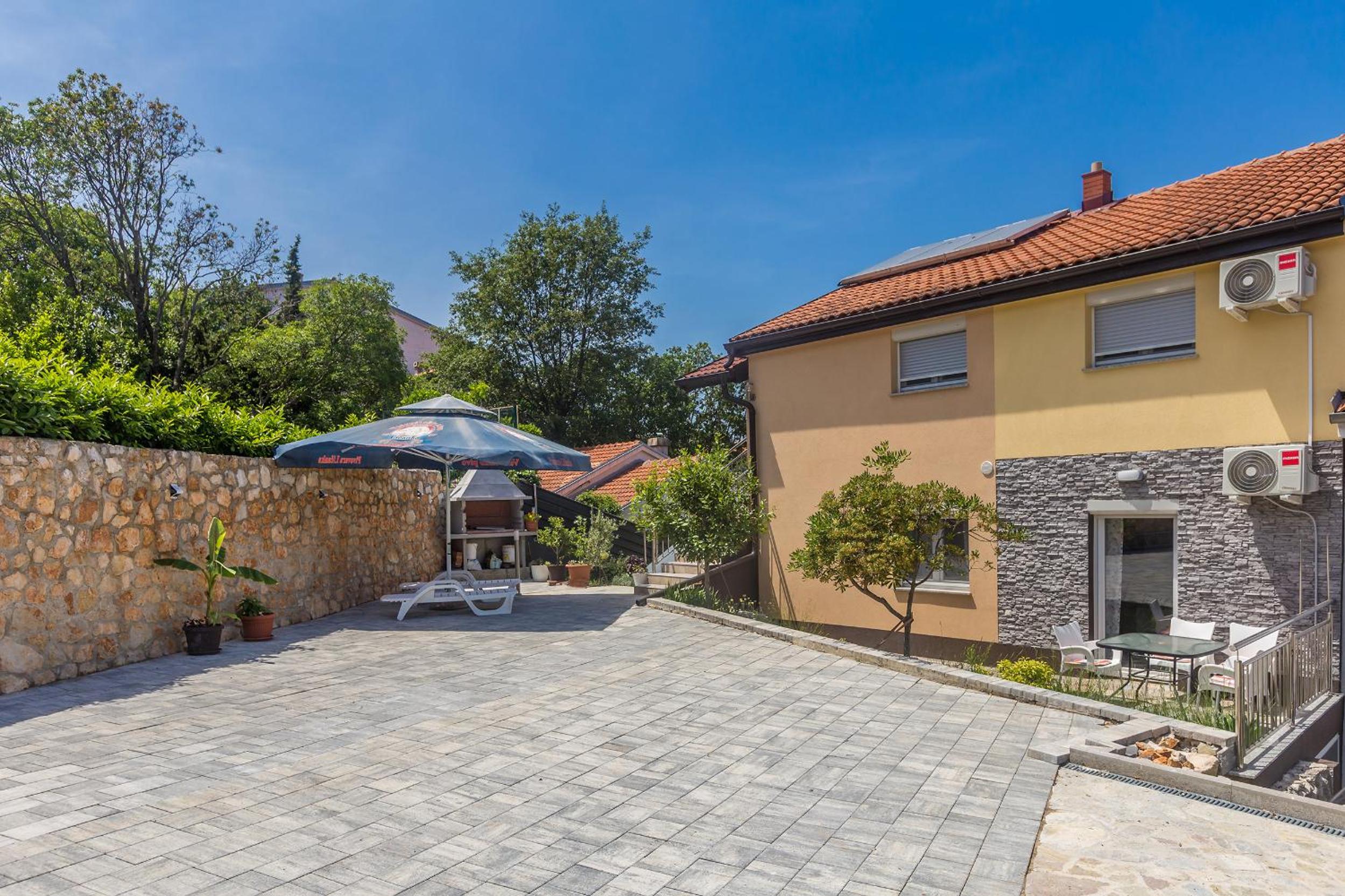 Apartmani Tena
