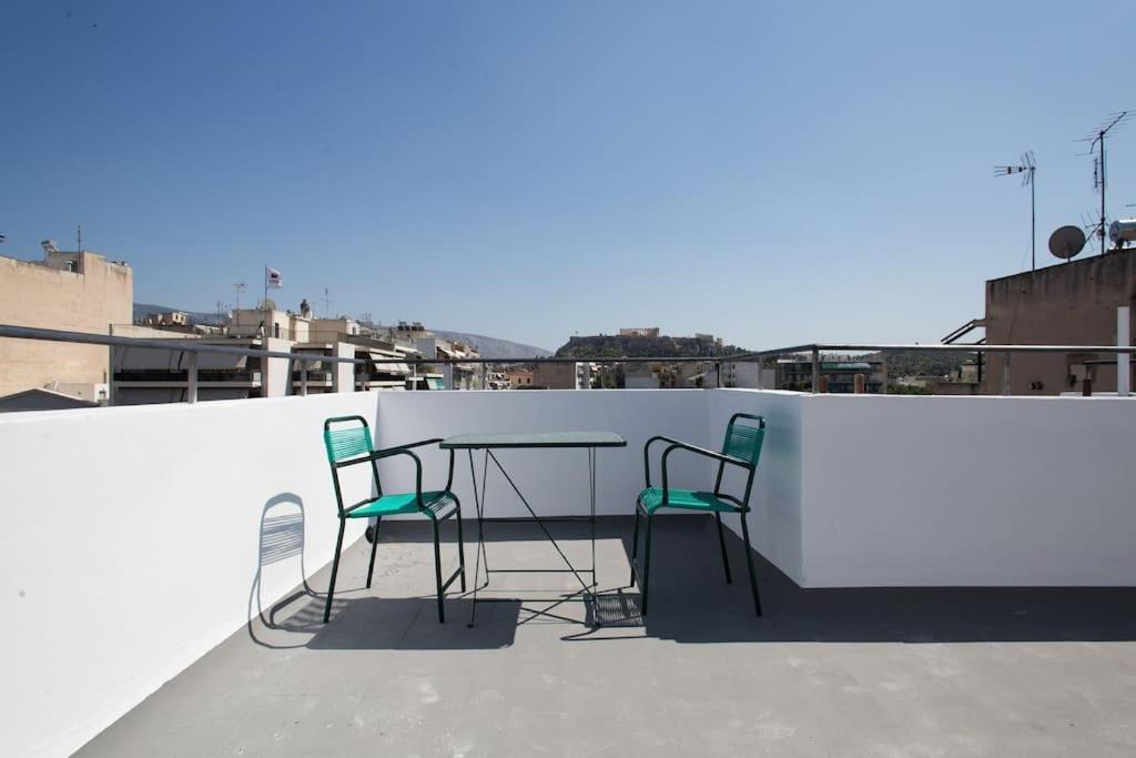Vacations near to Acropolis!