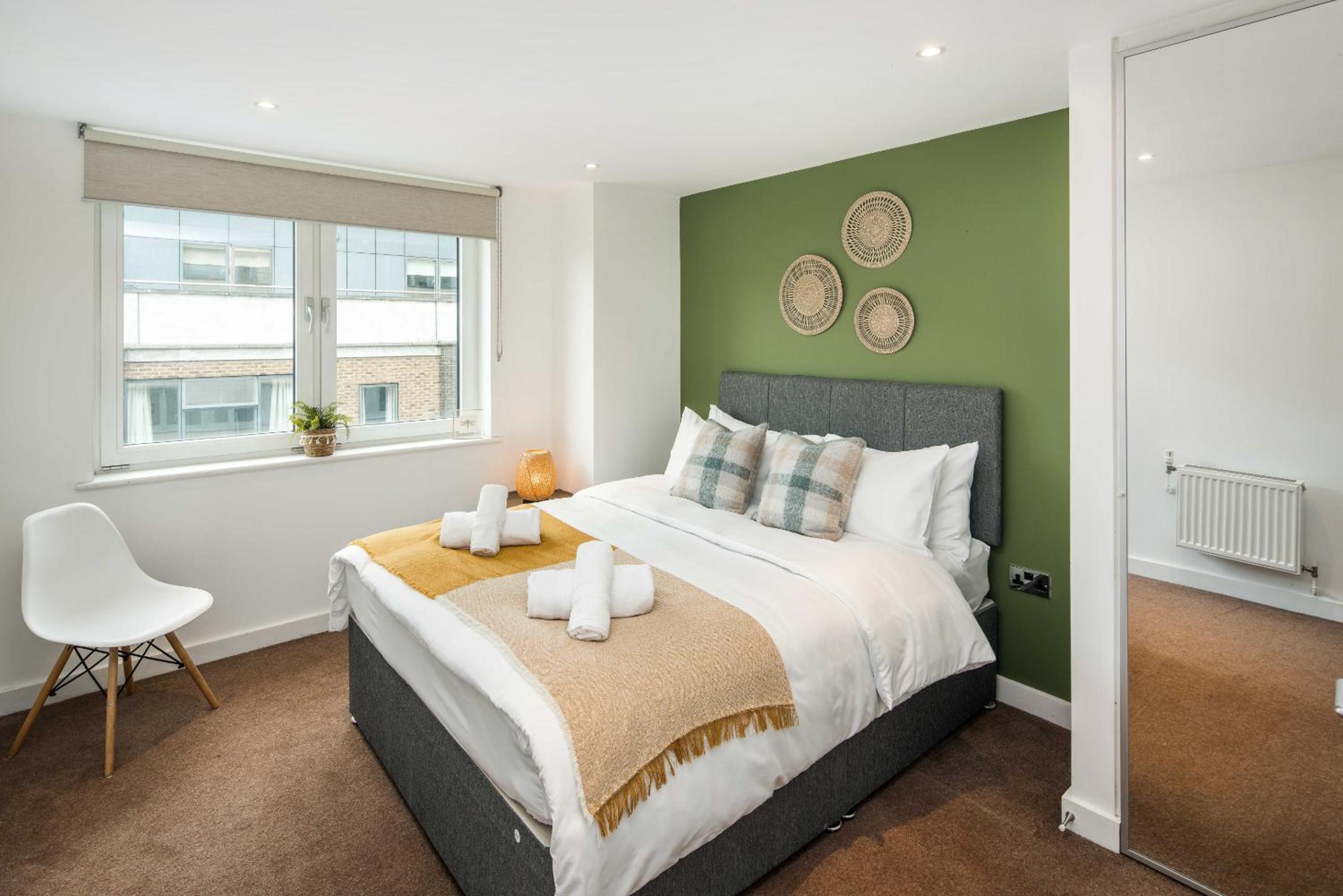 Shoreditch Apartments by Sleepy