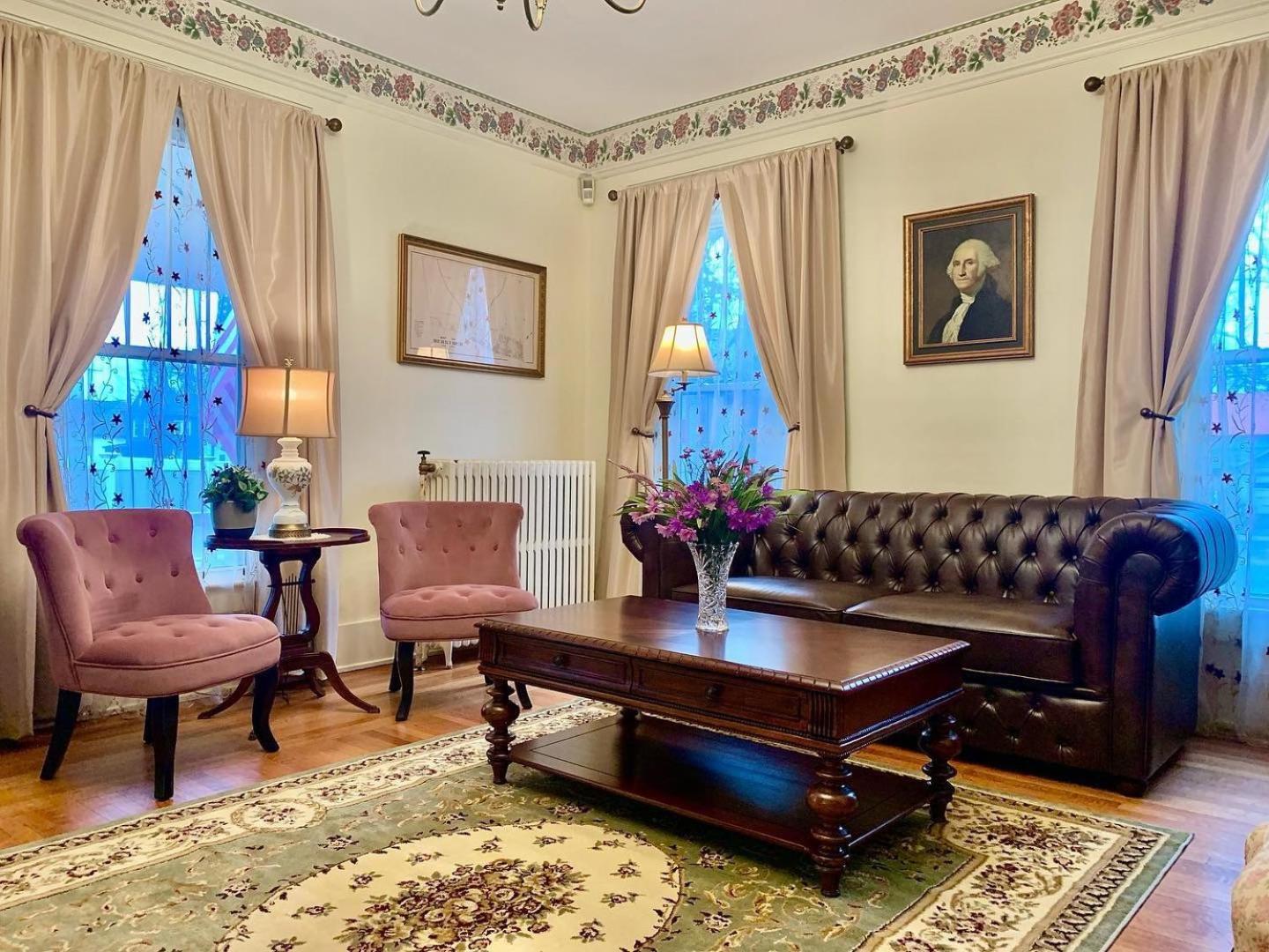 Grand Colonial Bed and Breakfast - Property Image 43