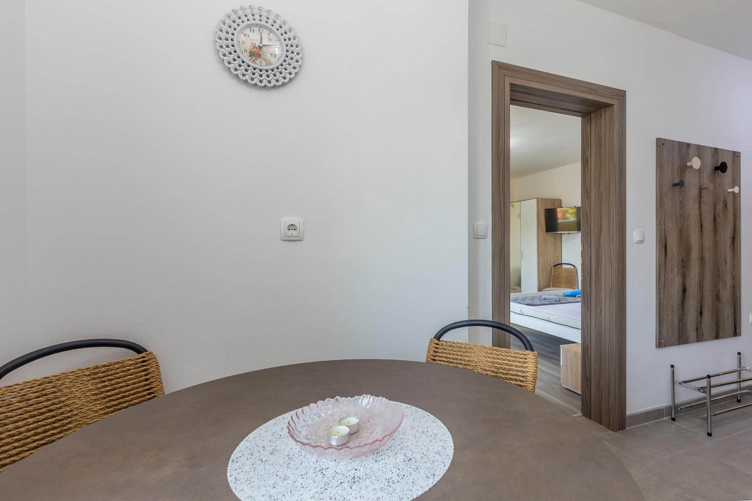 Apartmani Tena