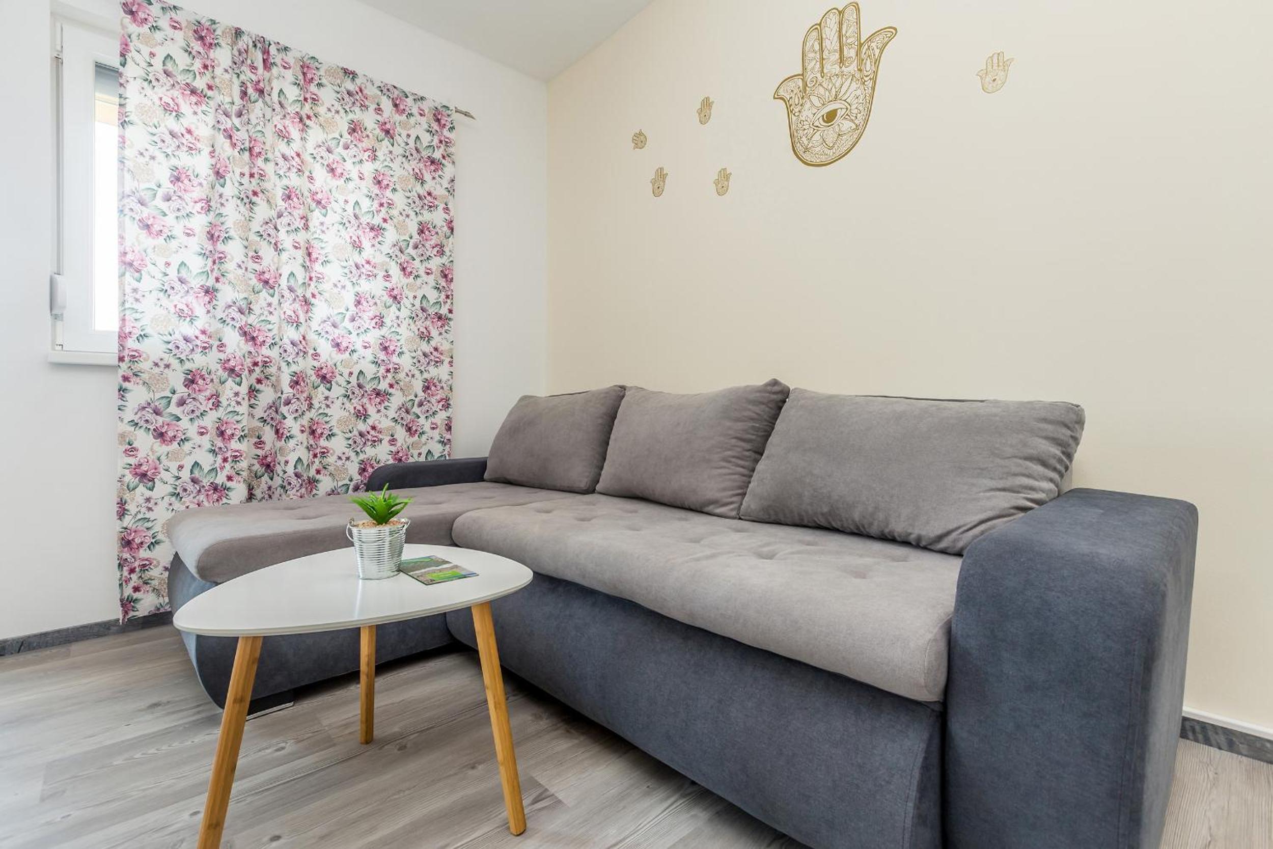 Apartmani Tena