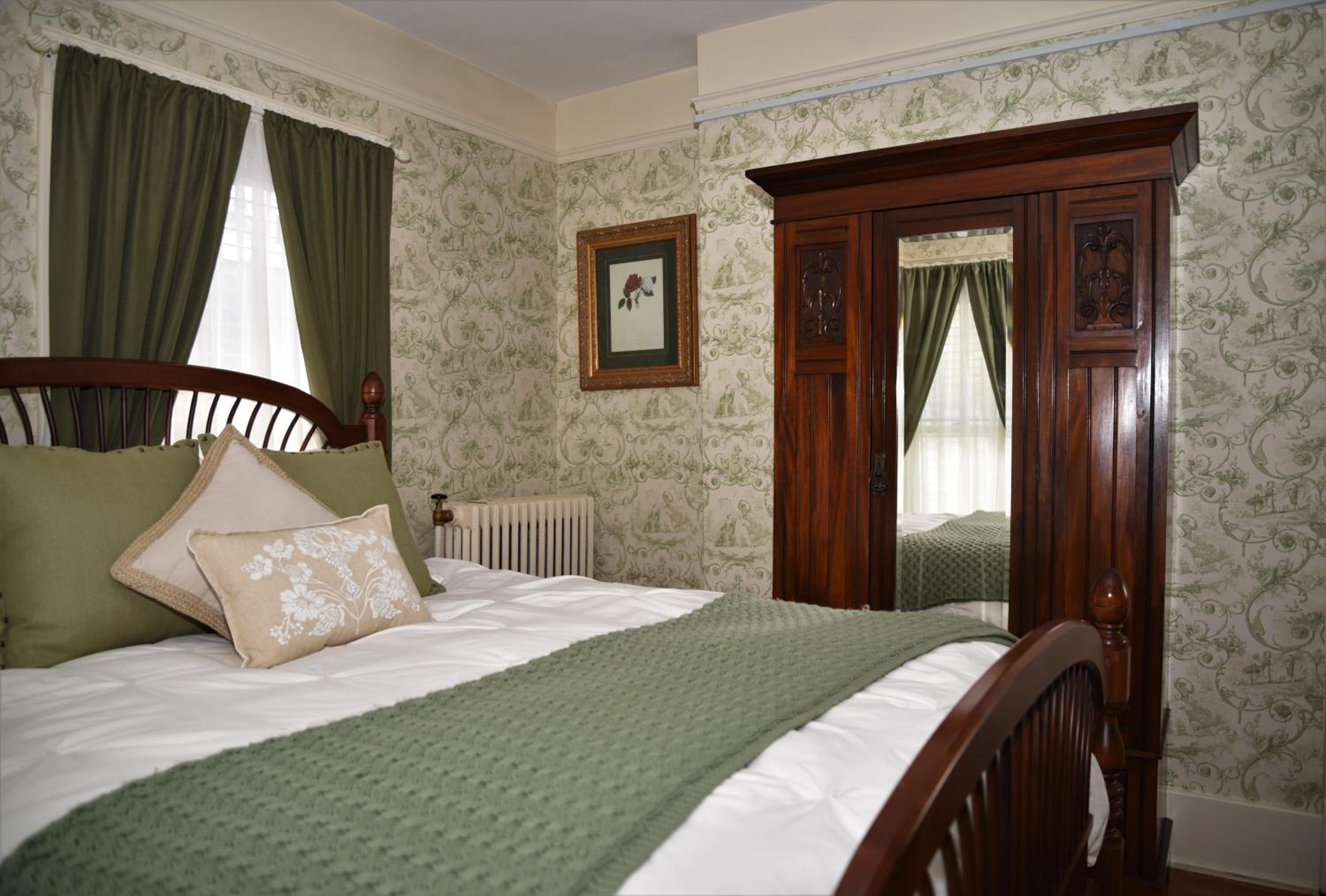 Grand Colonial Bed and Breakfast - Property Image 30