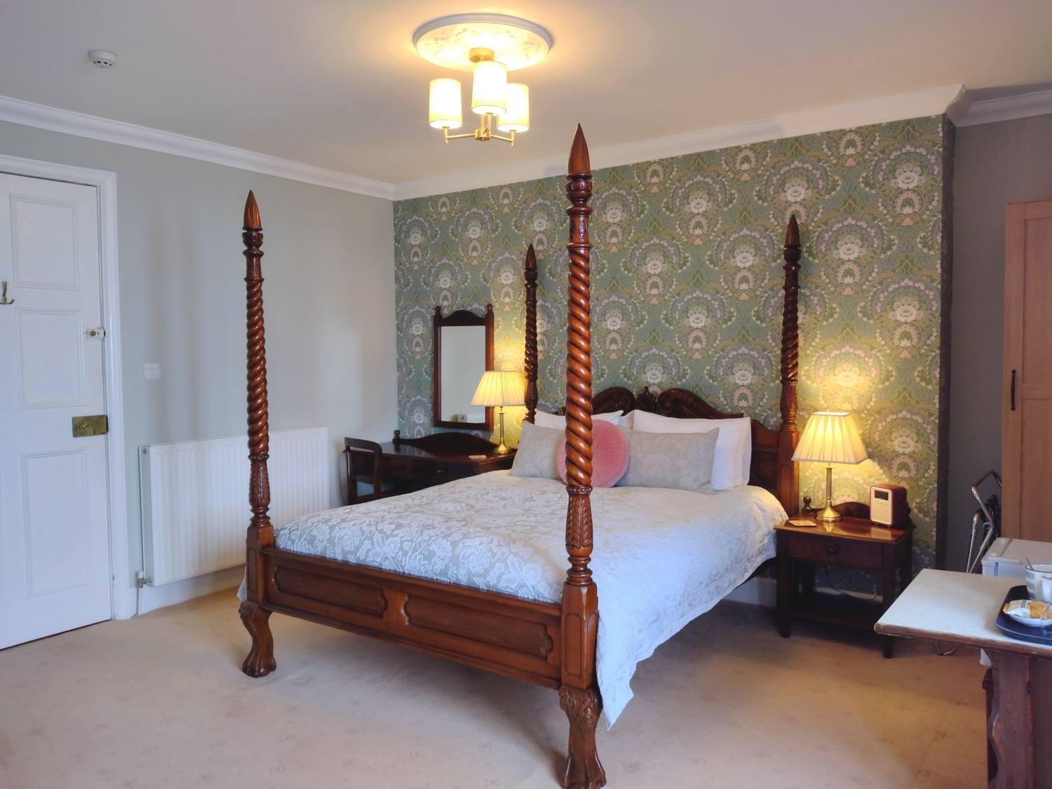 Lynton Vacations - Chough's Nest Hotel - Property Image 32