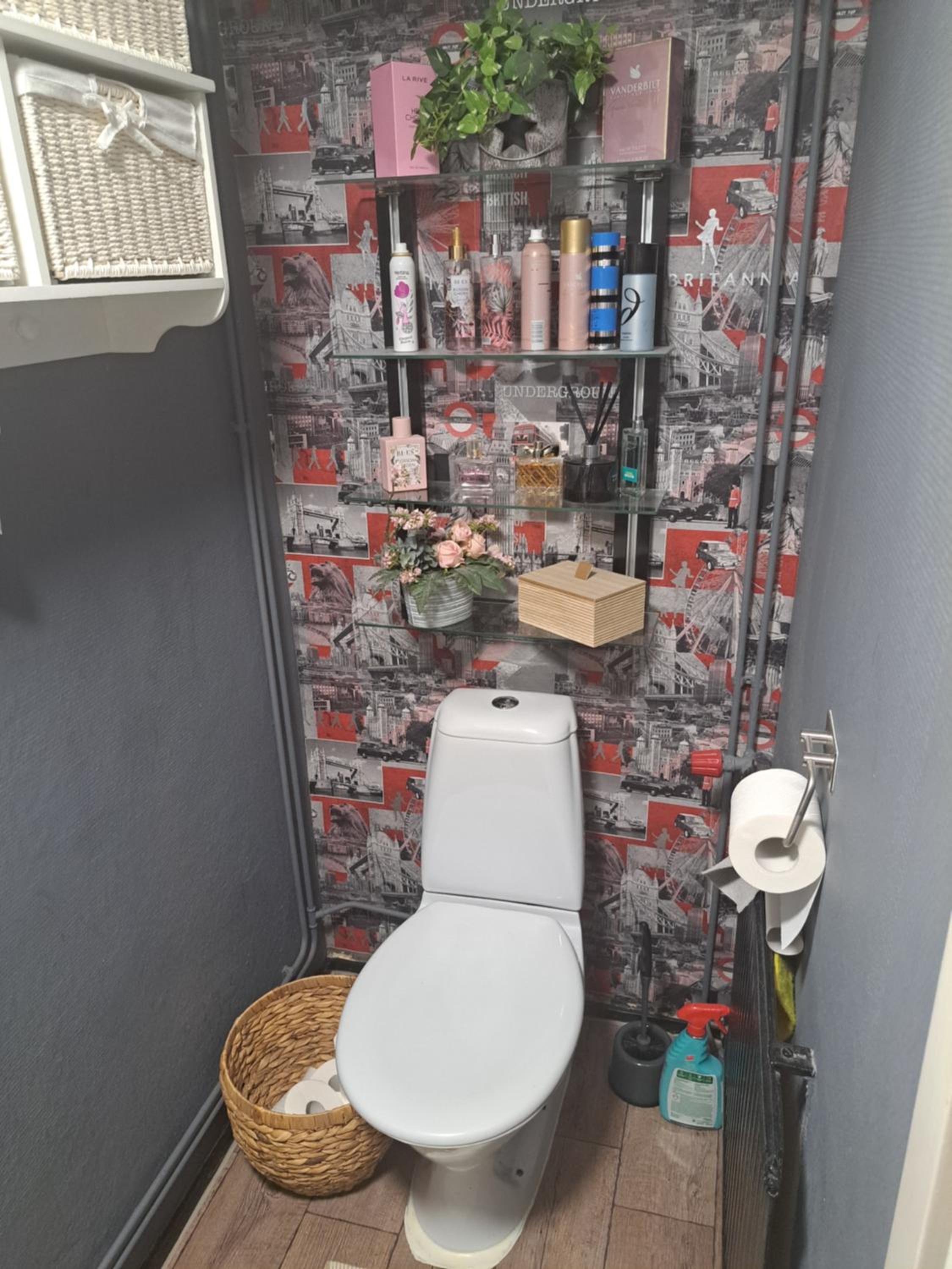 Majoitu joen rannassa