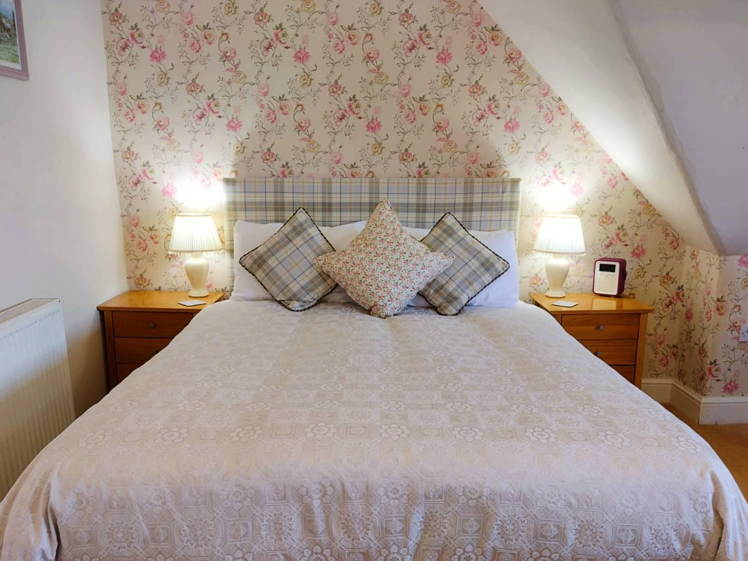 Lynton Vacations - Chough's Nest Hotel - Property Image 7