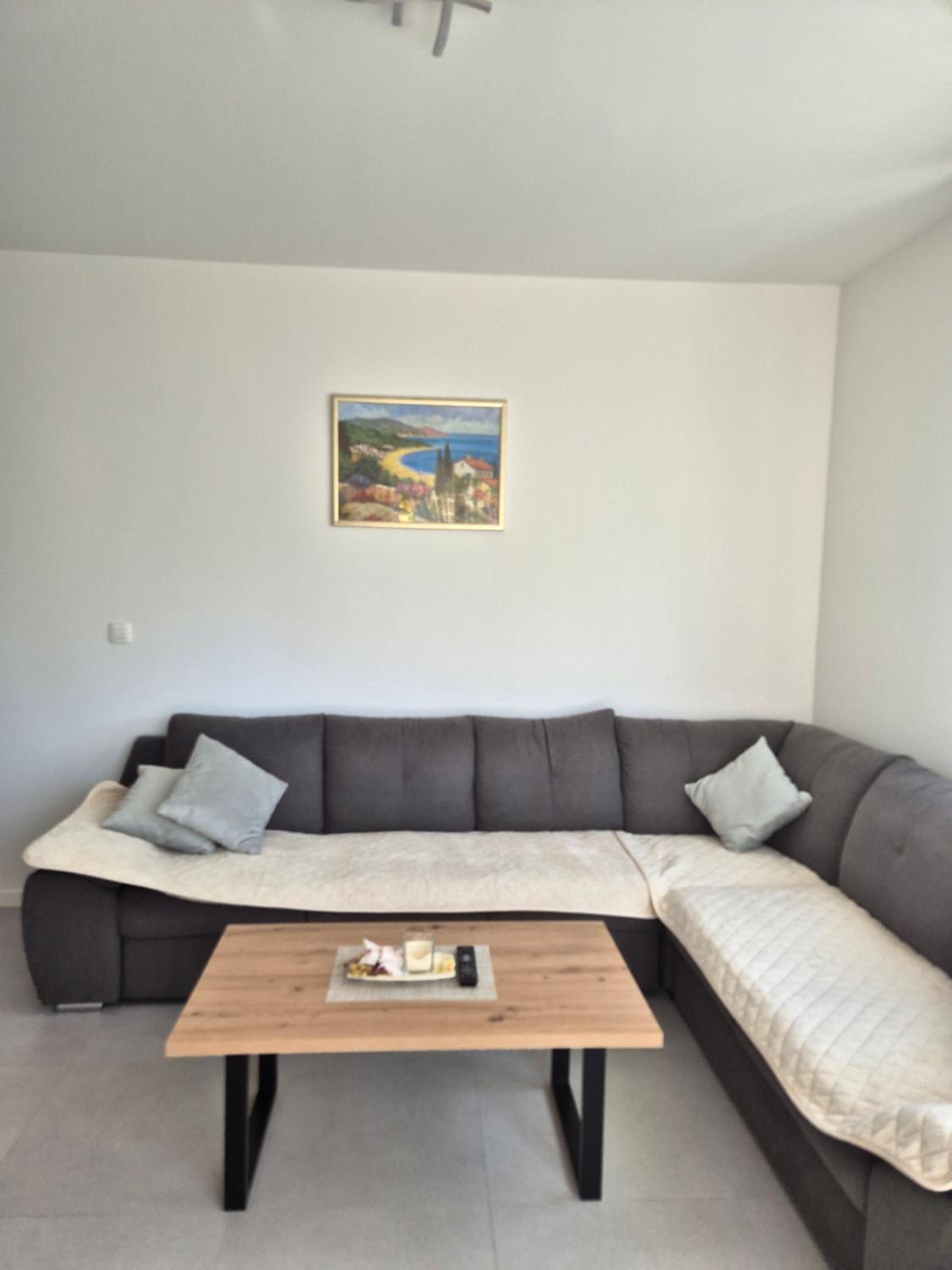 Apartment Nikol Orebić