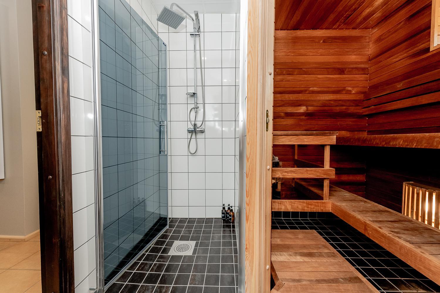 Vingi Familyhouse with free parking and sauna
